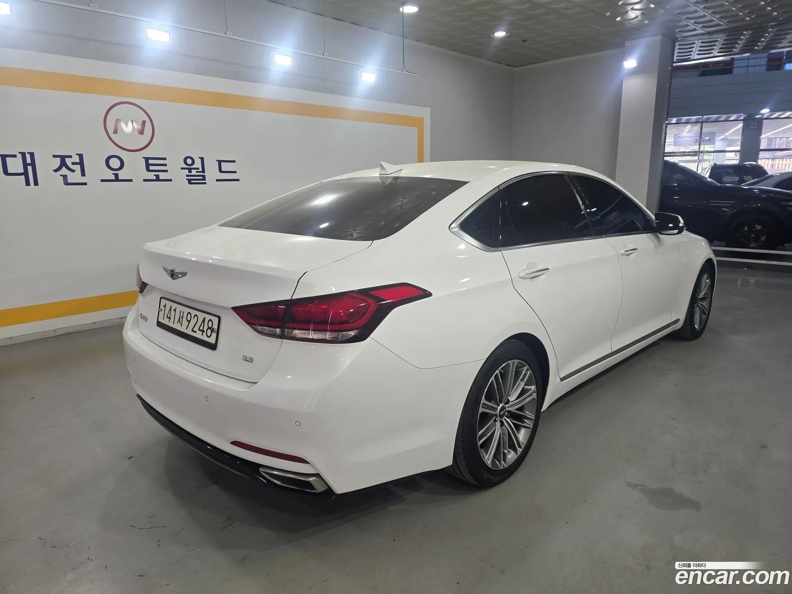 Genesis G80 2019 — 14