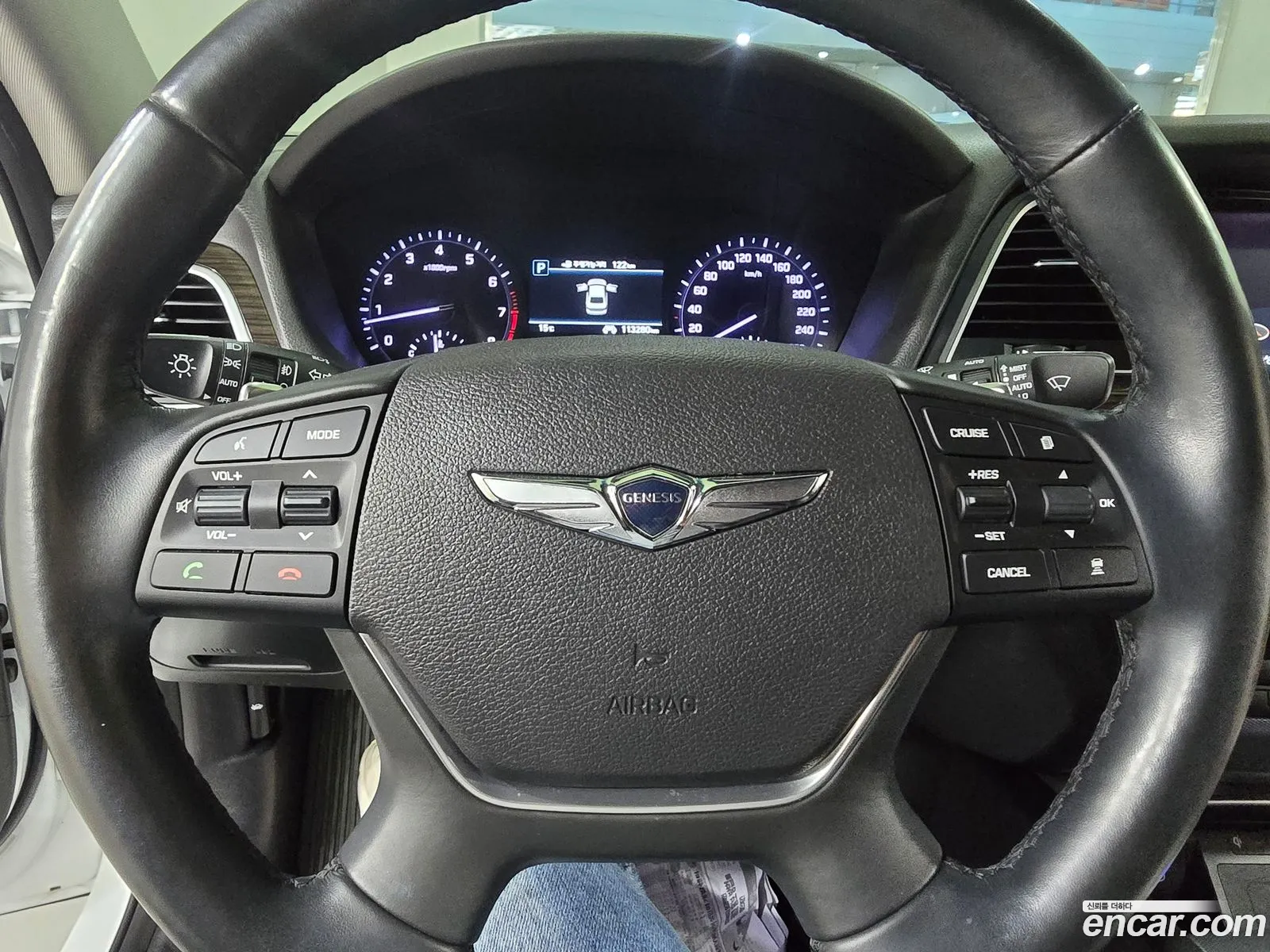 Genesis G80 2019 — 10