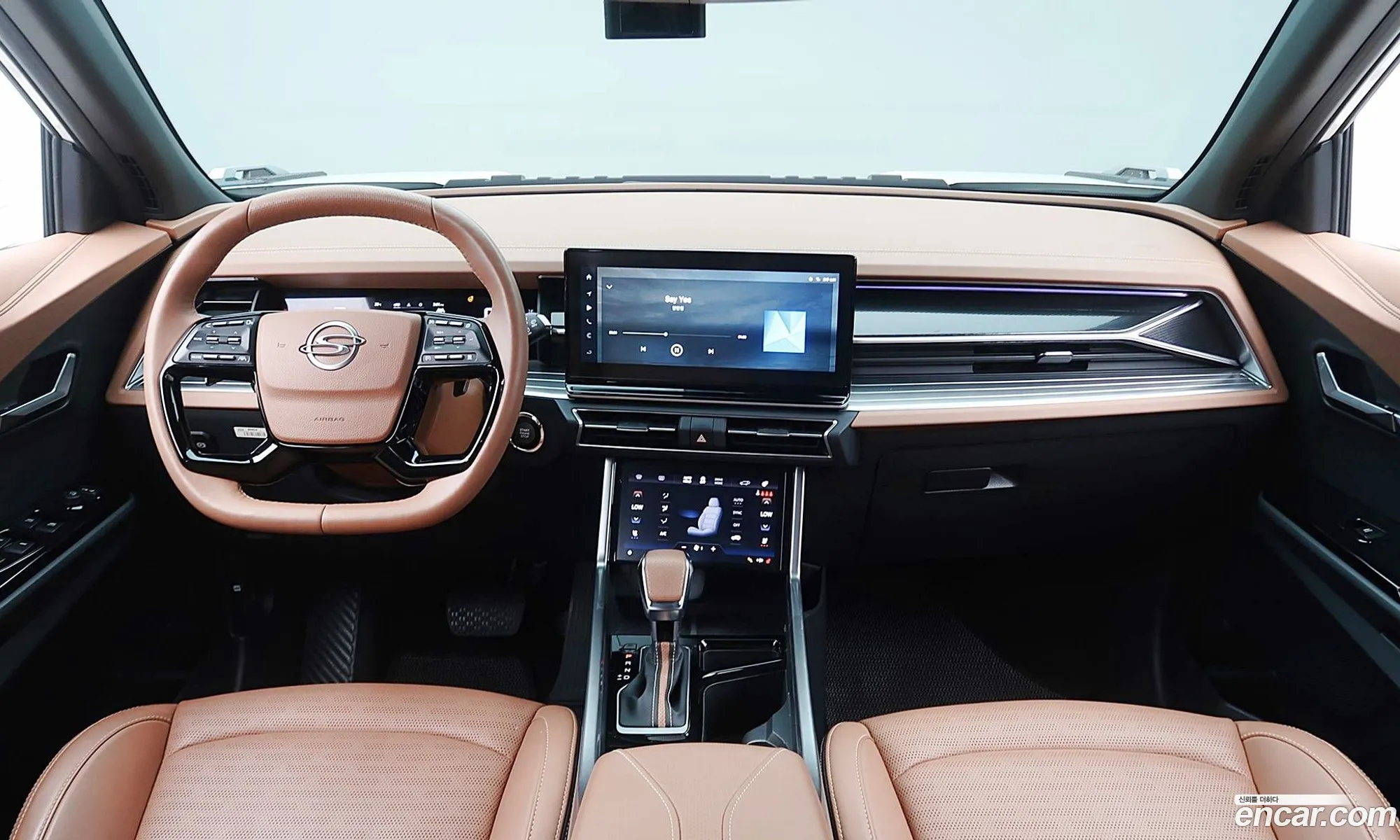 KG Mobility (SsangYong) Torres 2023 — 14
