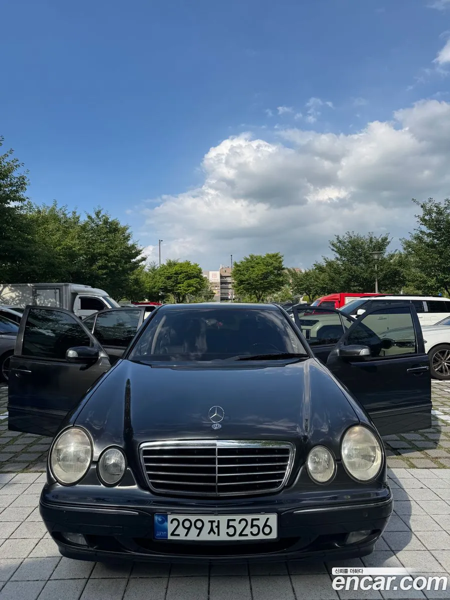 Mercedes-Benz E-Class W210 2001 — 5