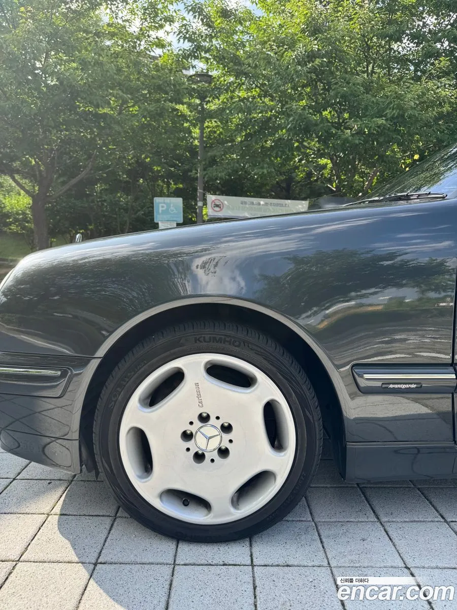 Mercedes-Benz E-Class W210 2001 — 4