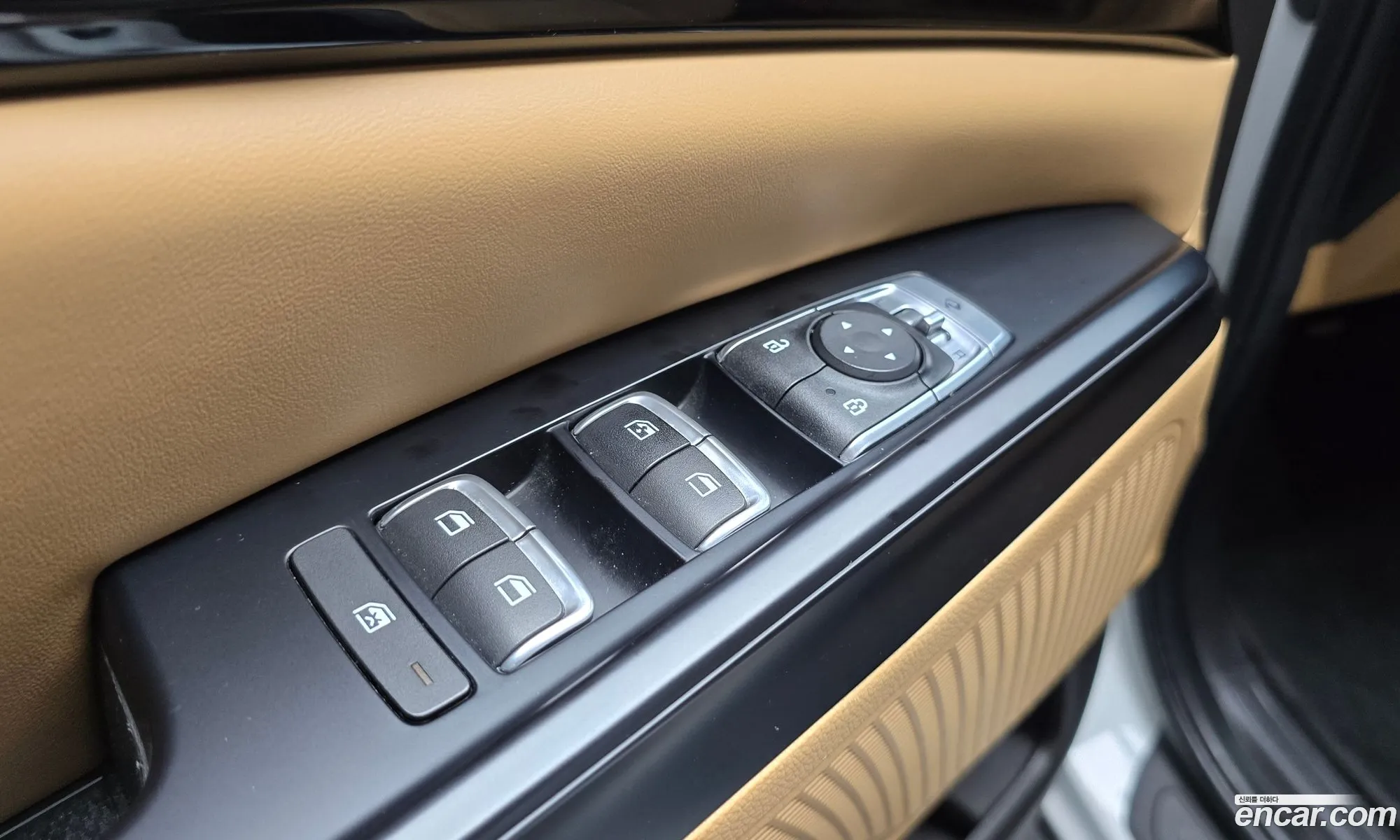 Kia Carnival 2023 — 30