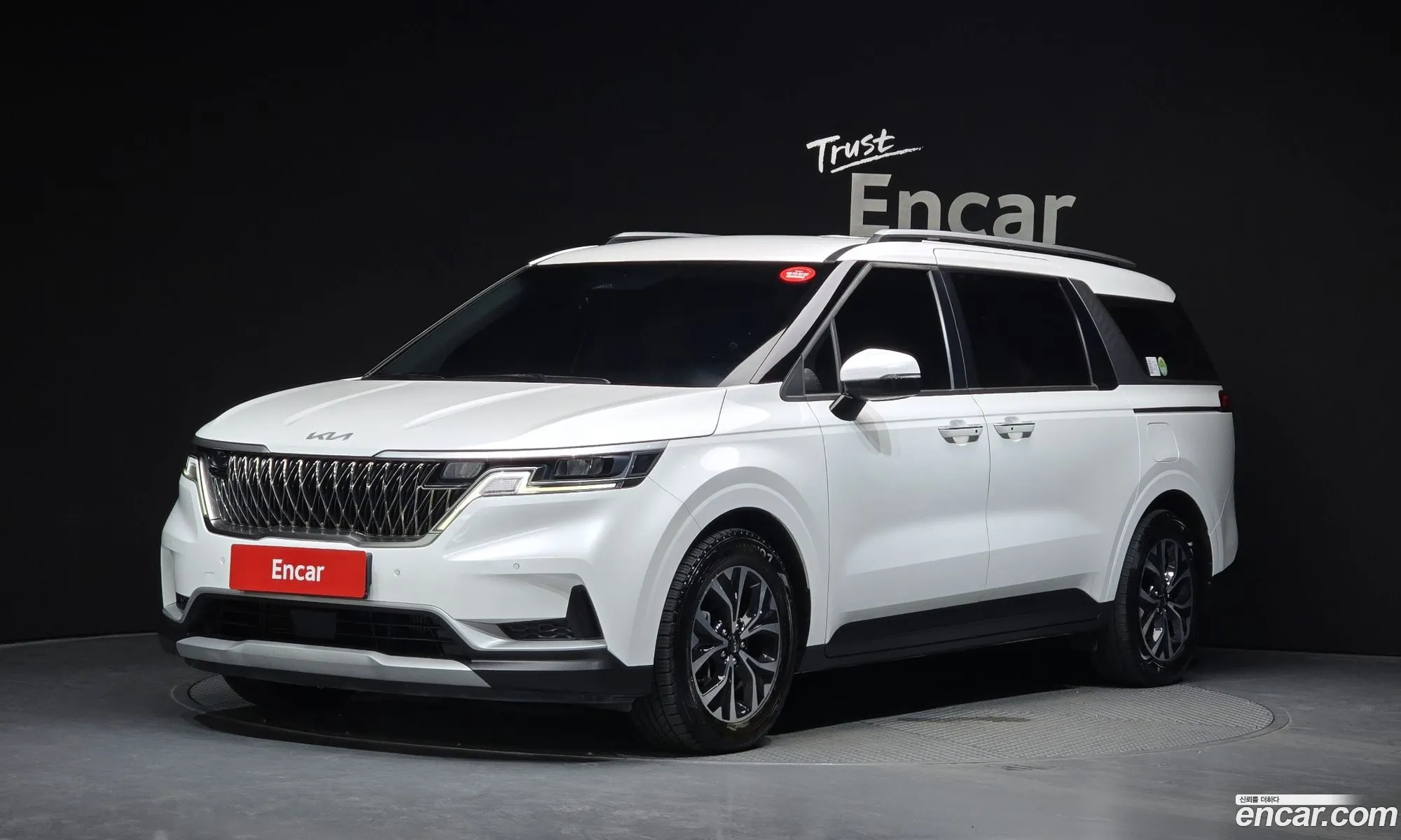 Kia Carnival 2023 — 14