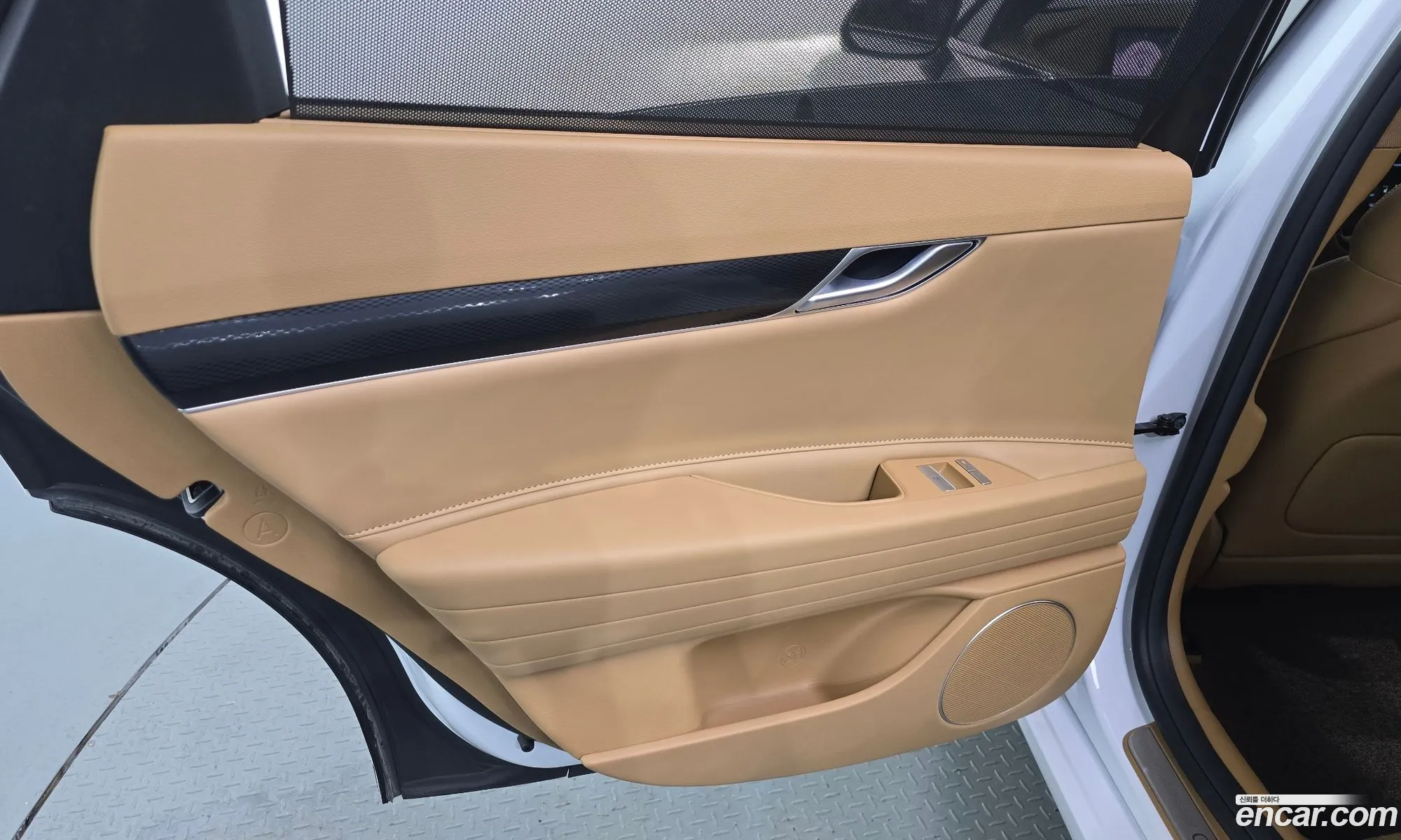 Genesis G80 2024 KMTGB41CDSU258992 — 25