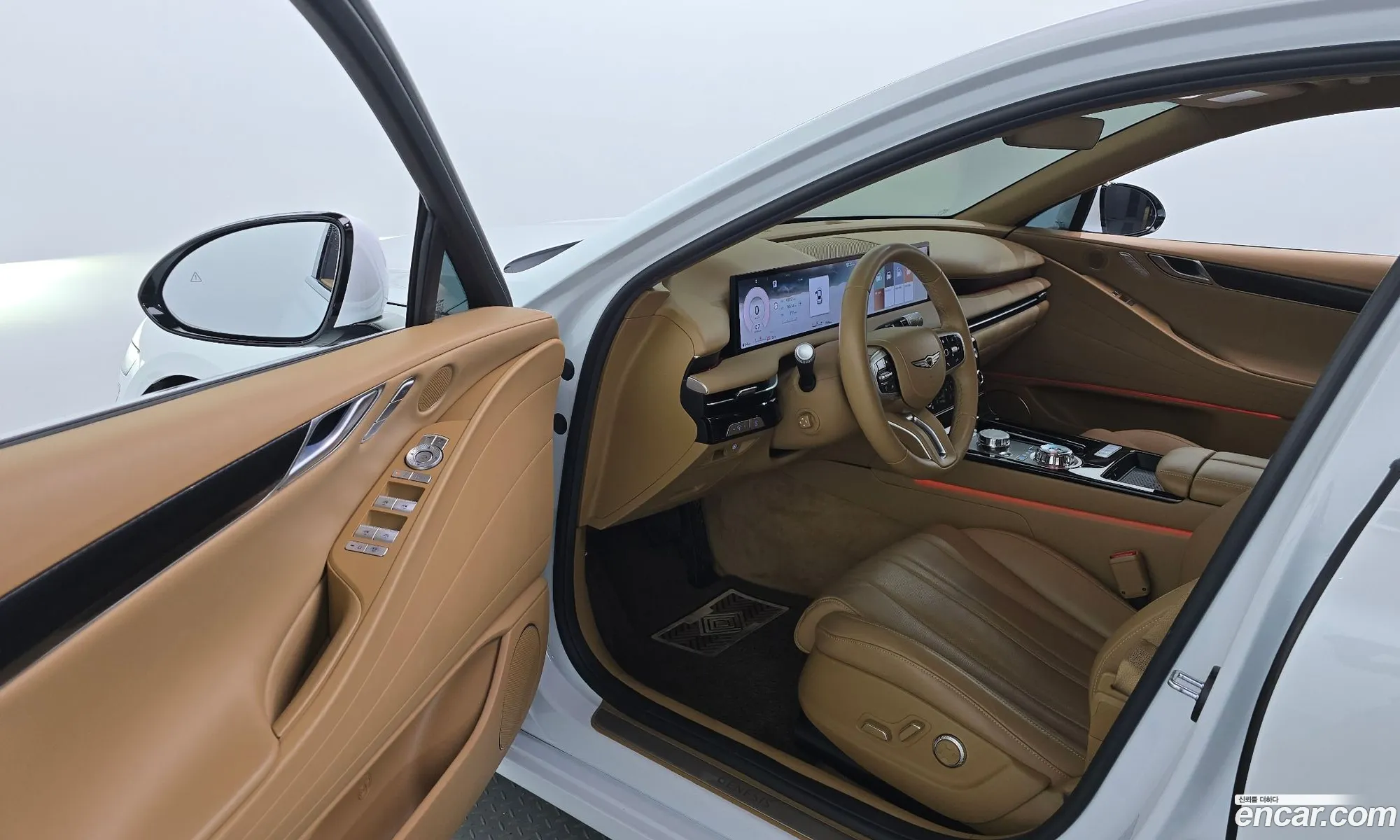Genesis G80 2024 KMTGB41CDSU258992 — 7