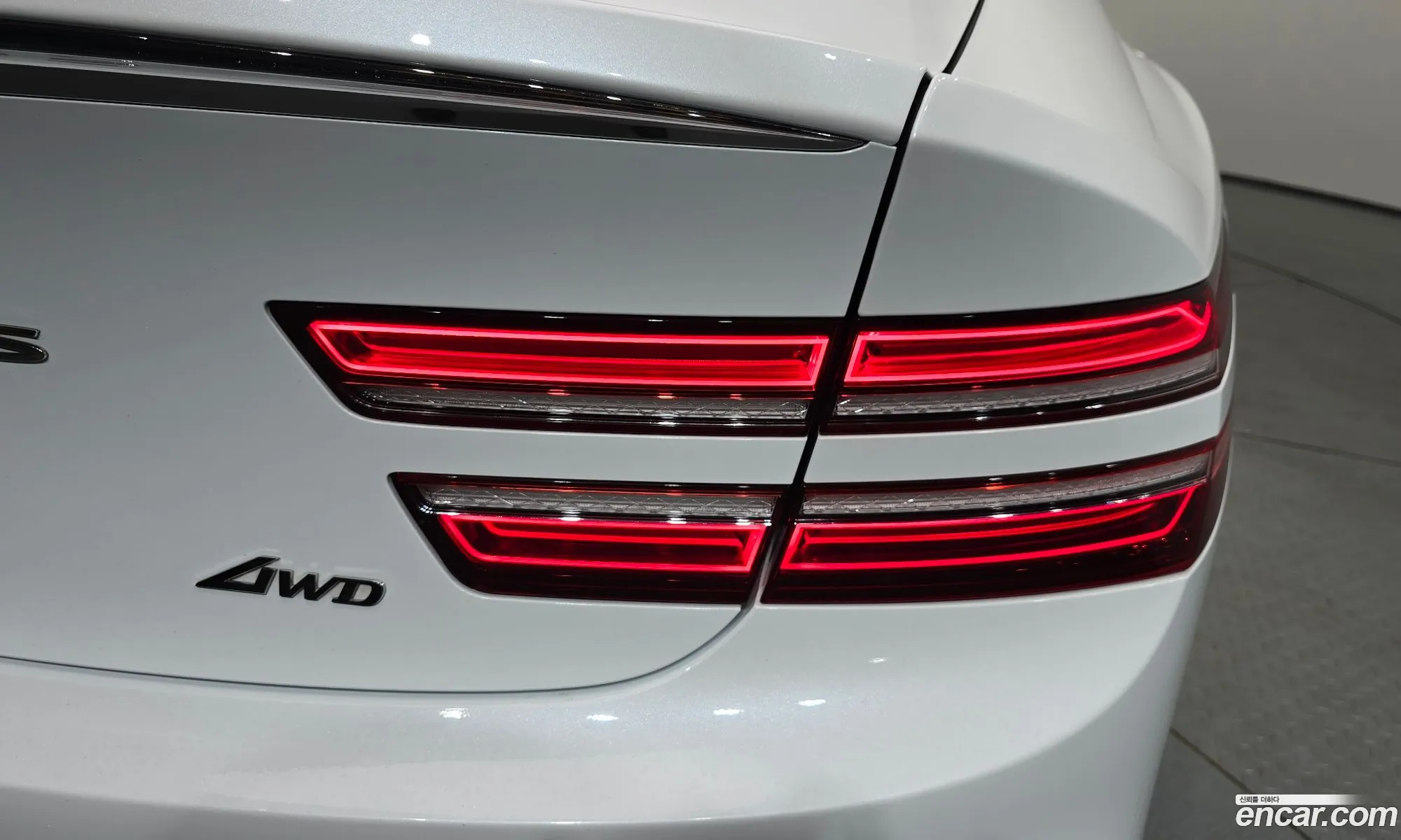 Genesis G80 2024 KMTGB41CDSU258992 — 5