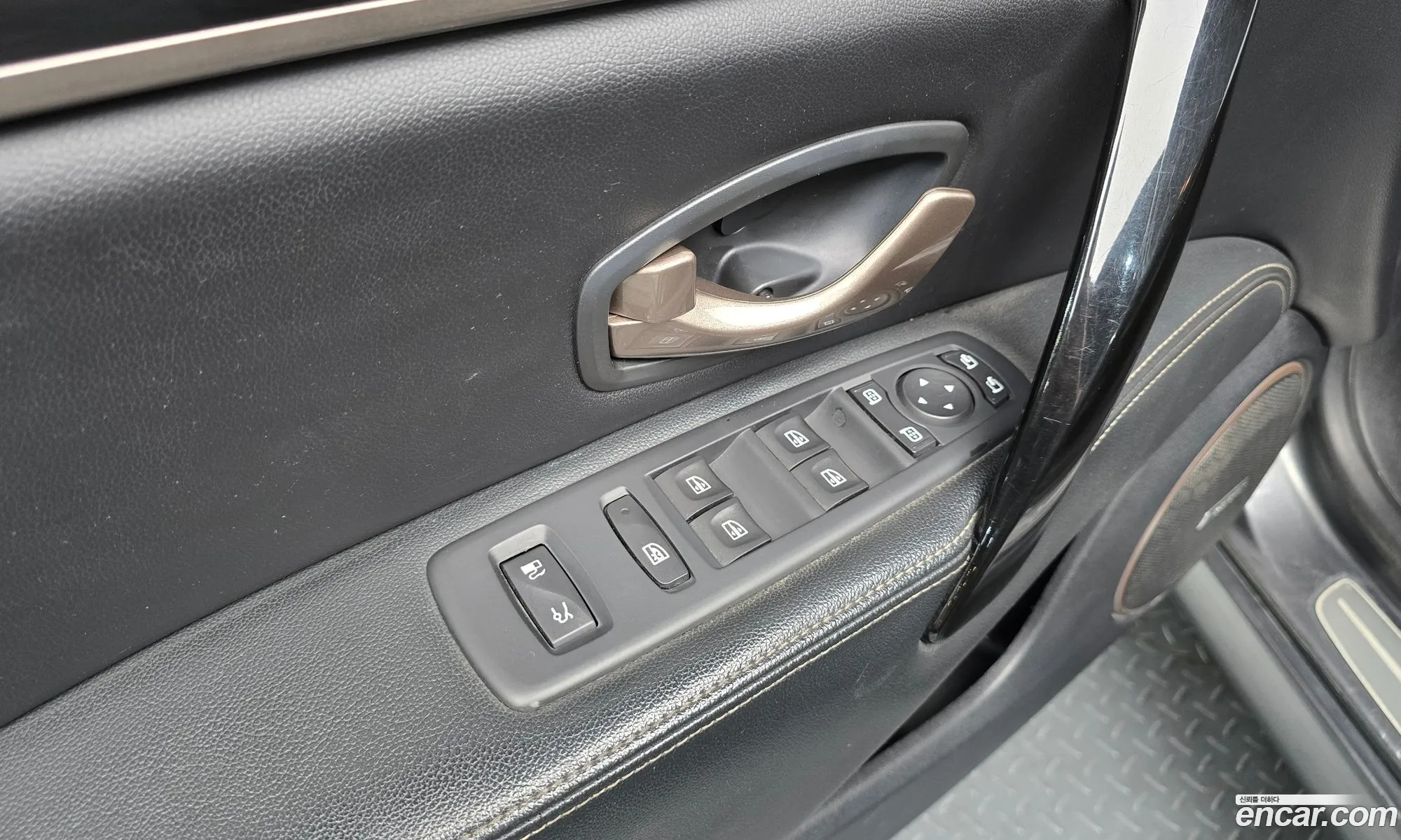 Renault Korea (Samsung) SM7 Nova 2015 — 3