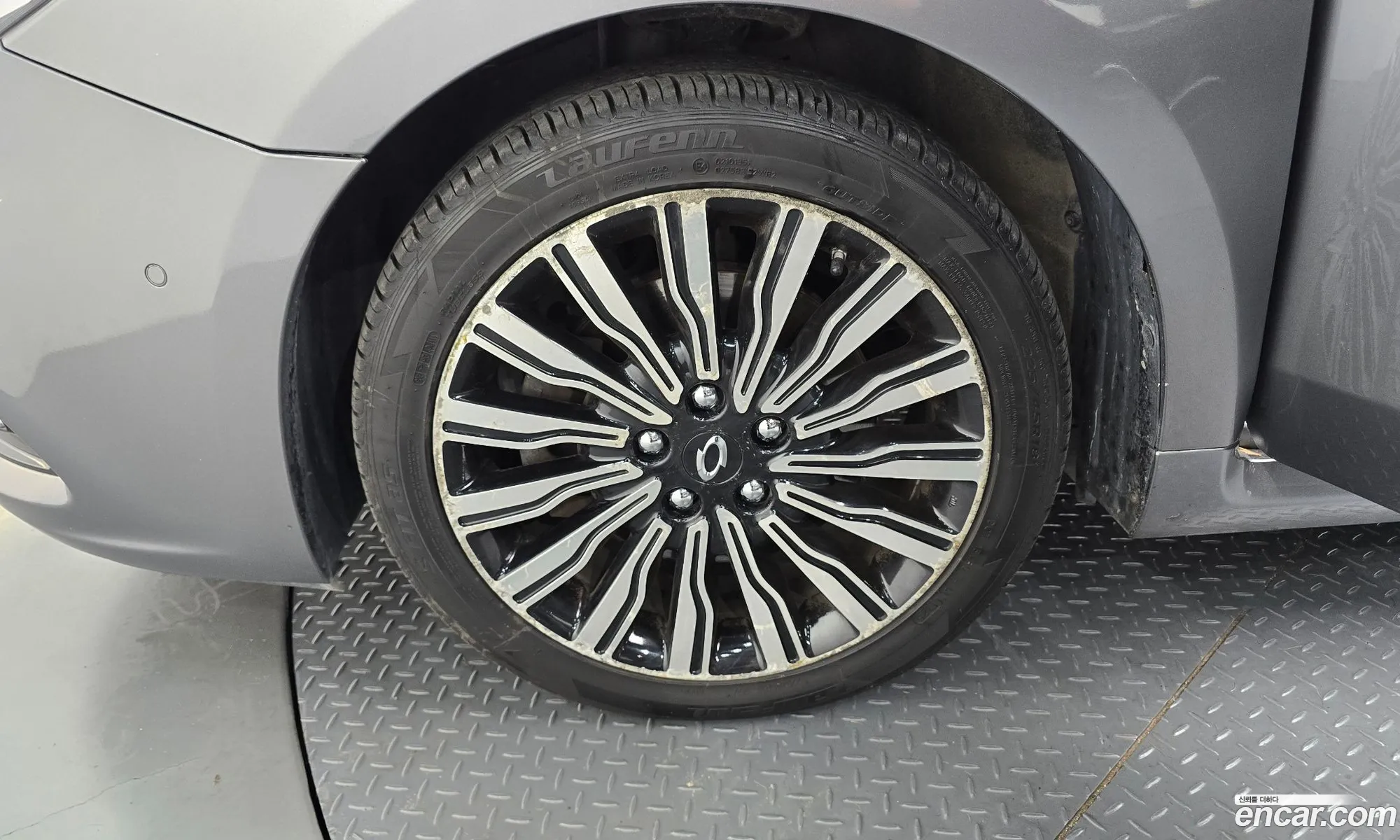 Renault Korea (Samsung) SM7 Nova 2015 — 16