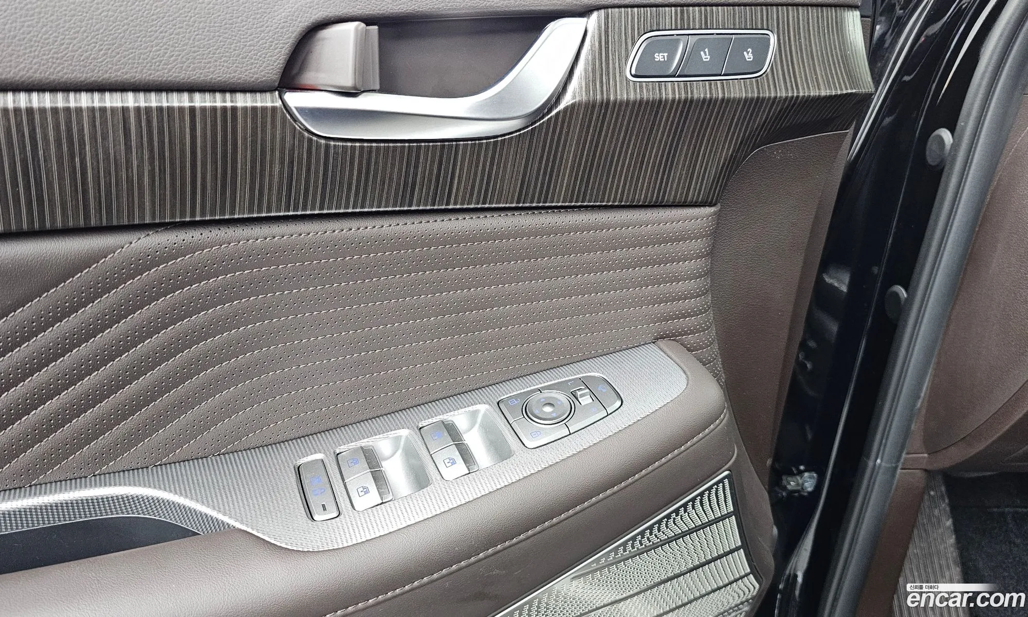 Hyundai Palisade 2023 KMHR581ADPU597571 — 2