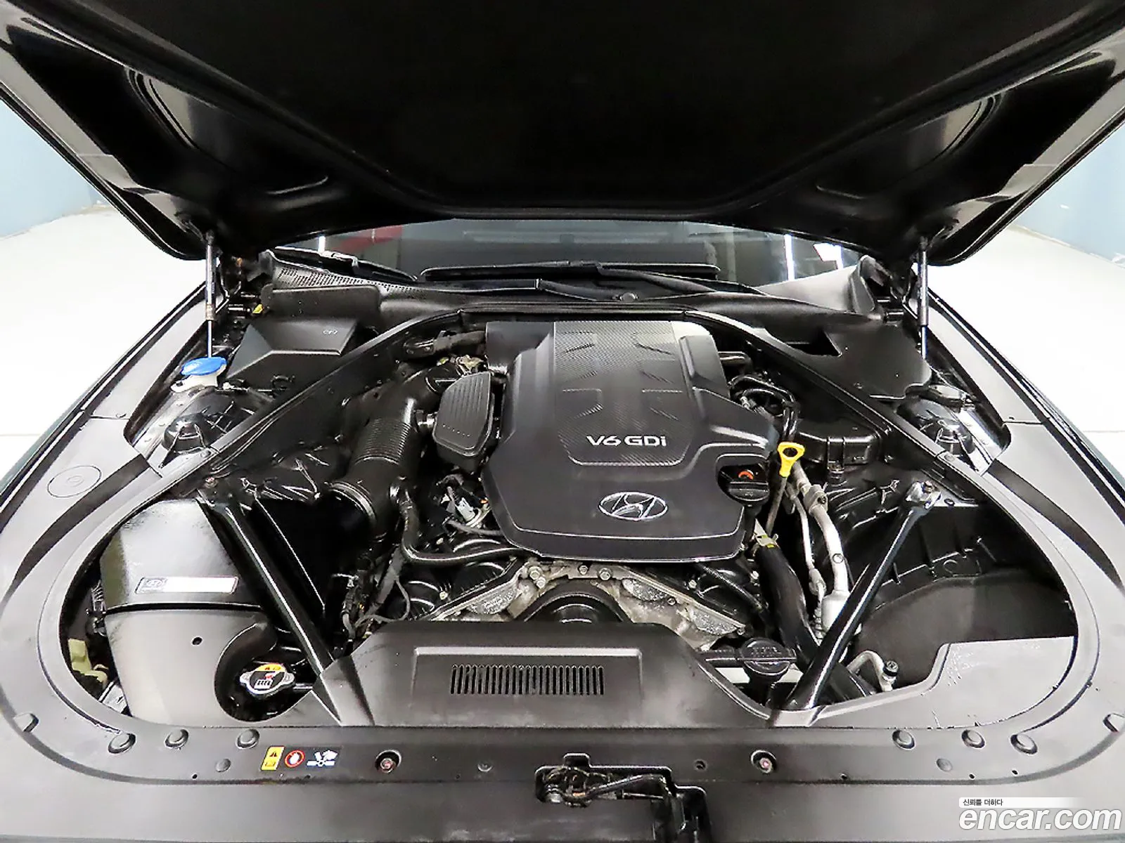Hyundai Genesis DH 2014 — 11