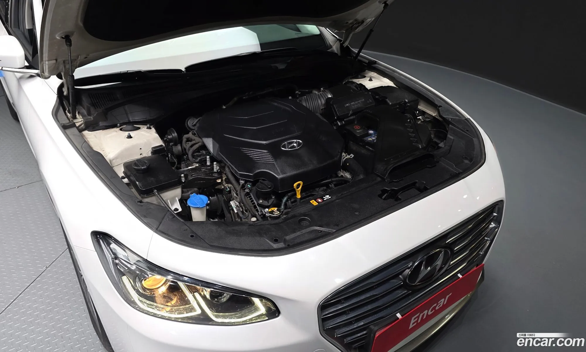 Hyundai Grandeur IG 2017 — 13