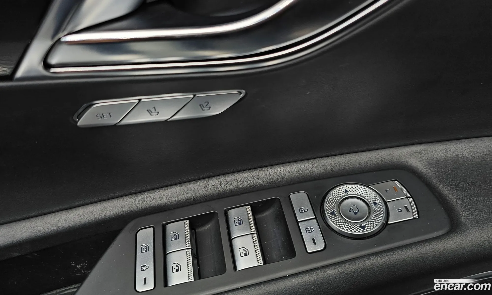Genesis GV80 2020 KMTHA81BBLU006820 — 30