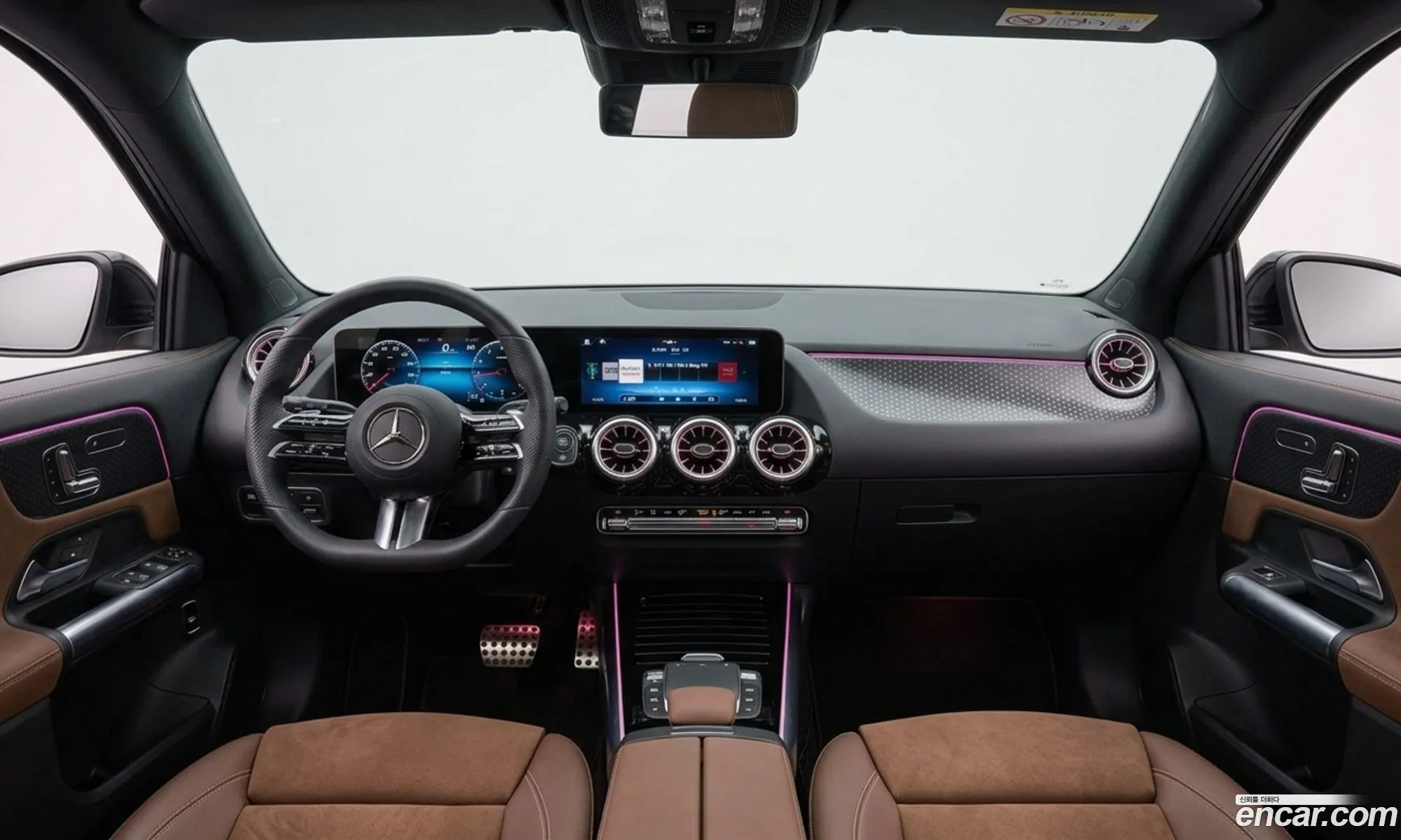 Mercedes-Benz GLA-Class H247 2025 — 3