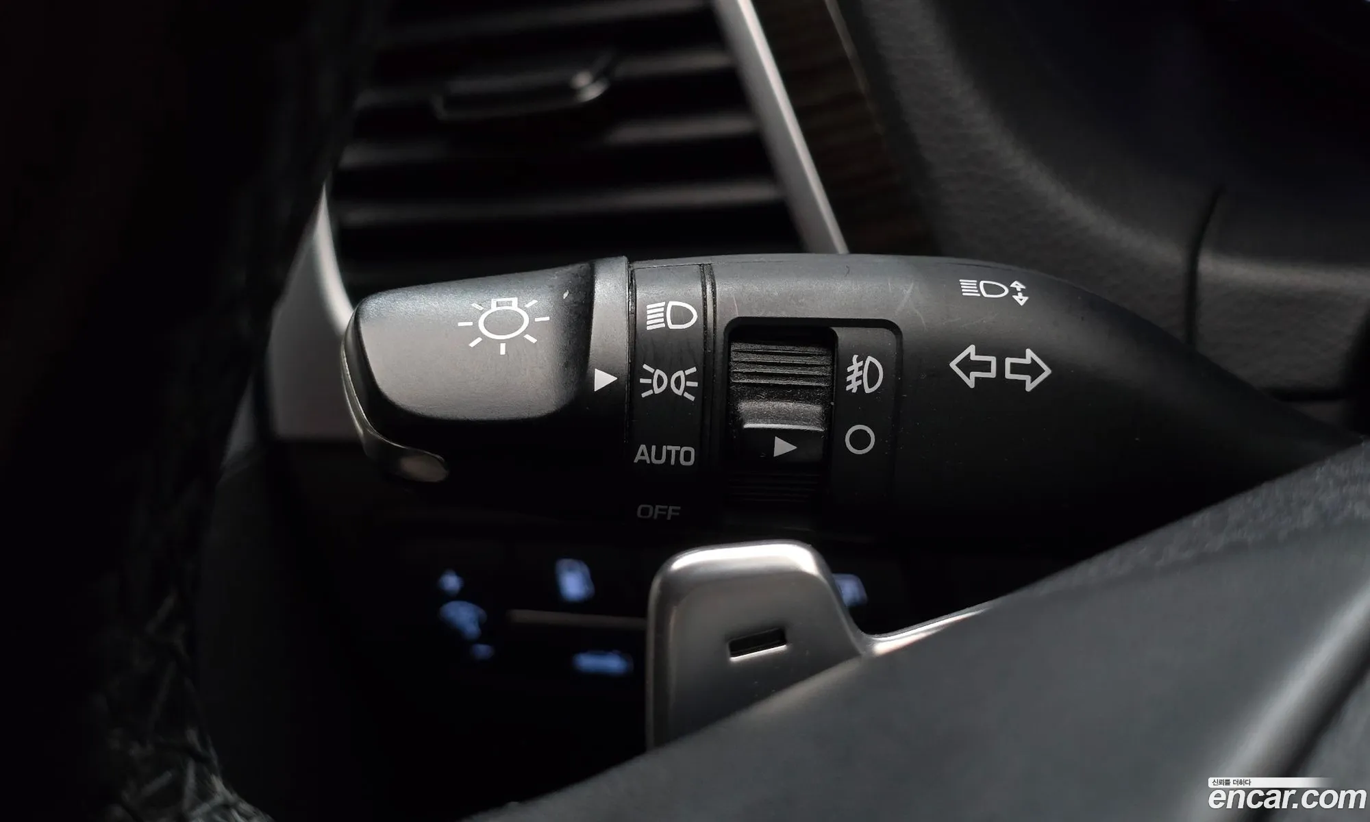 Genesis G80 2018 KMHGM412BKU313650 — 14