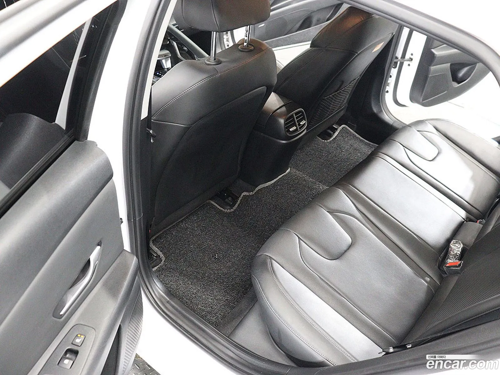 Hyundai Elantra 2021 — 9