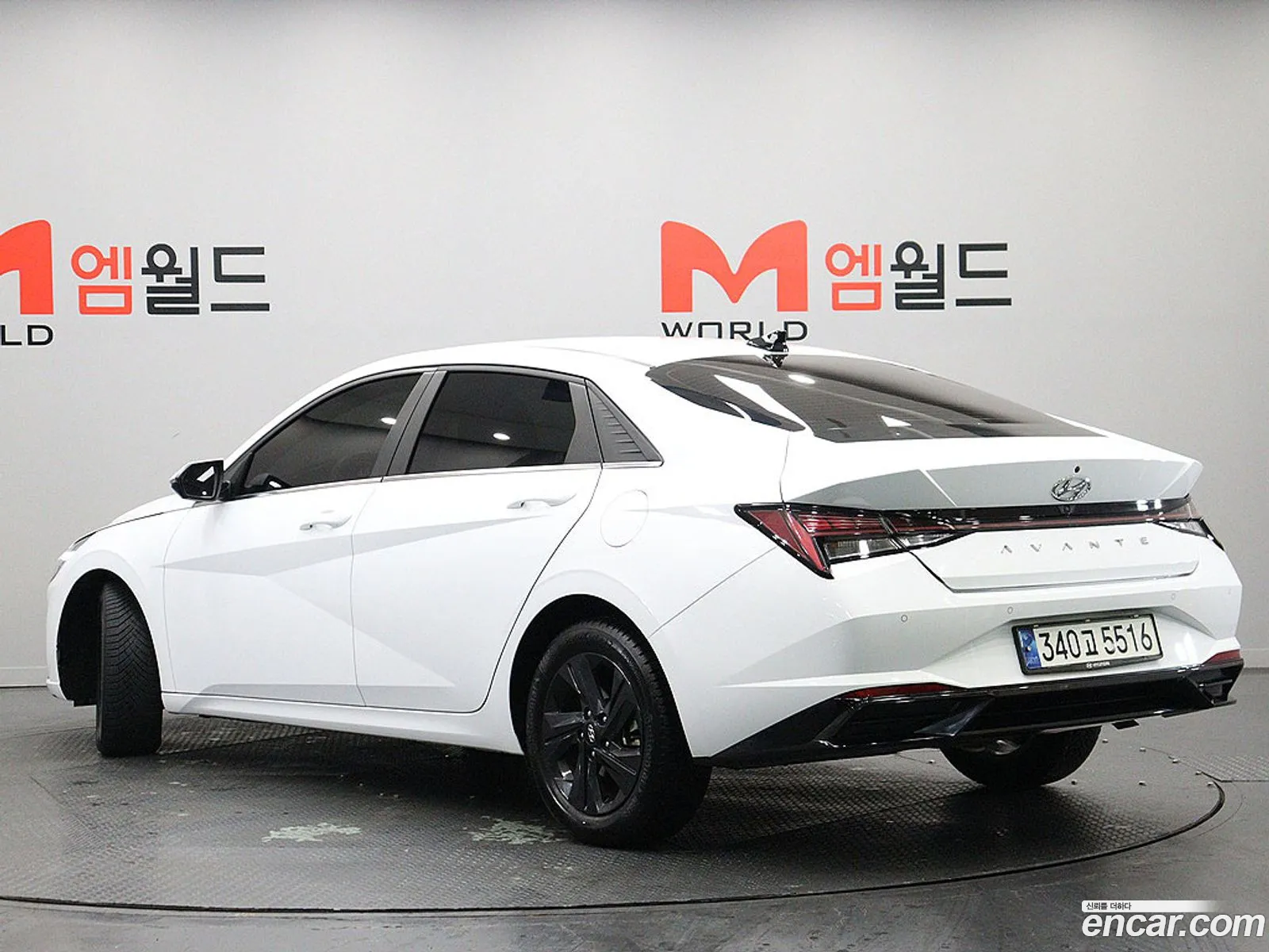 Hyundai Elantra 2021 — 11