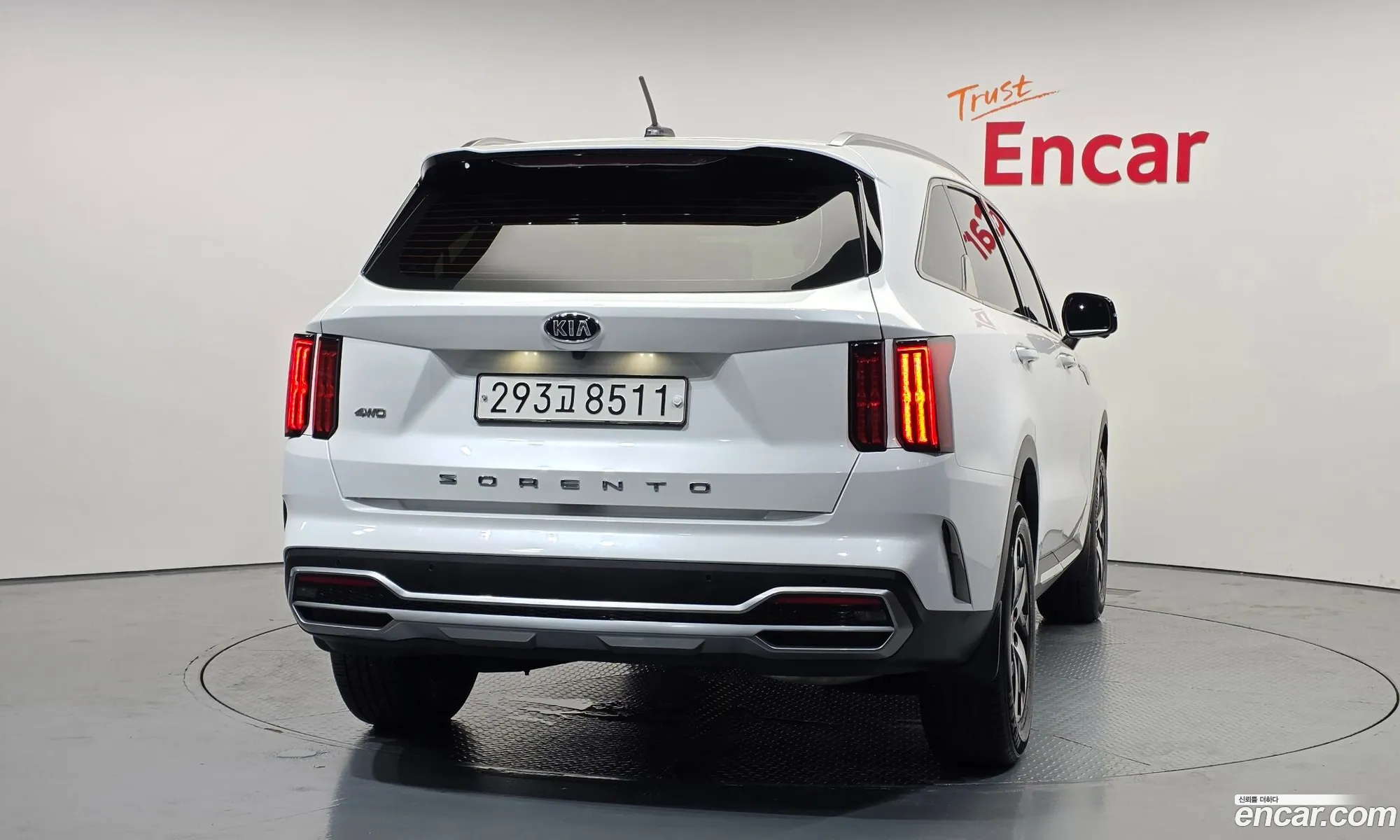 Kia Sorento 2020 KNARH81BHMA017770 — 4