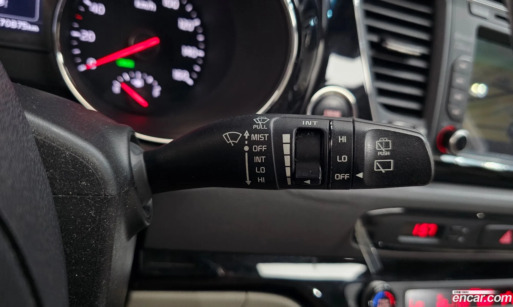 Kia Carnival 2017 KNHMF37ABHS305871 — 32