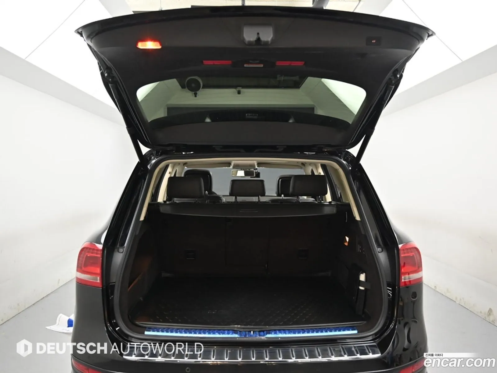 Volkswagen Touareg 2014 — 20