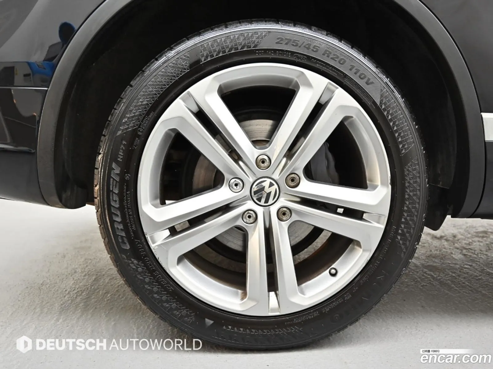 Volkswagen Touareg 2014 — 13