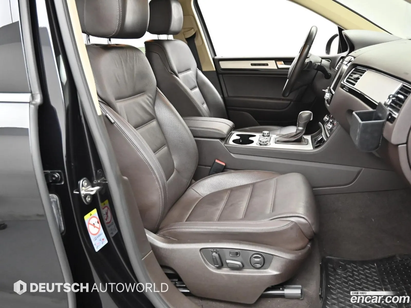 Volkswagen Touareg 2014 — 11