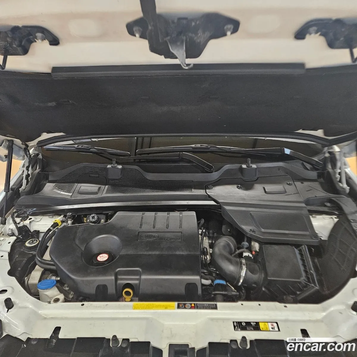 Land Rover Discovery Sport 2018 — 18