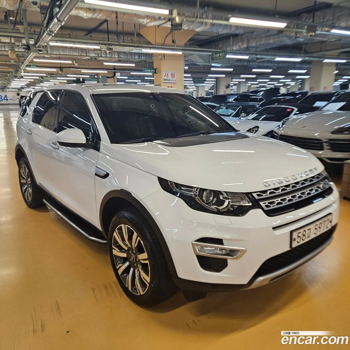 Land Rover Discovery Sport 2018 — 16