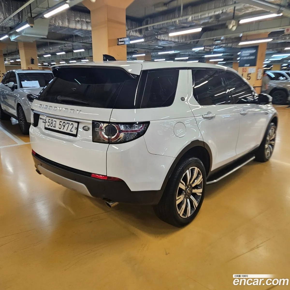 Land Rover Discovery Sport 2018 — 11