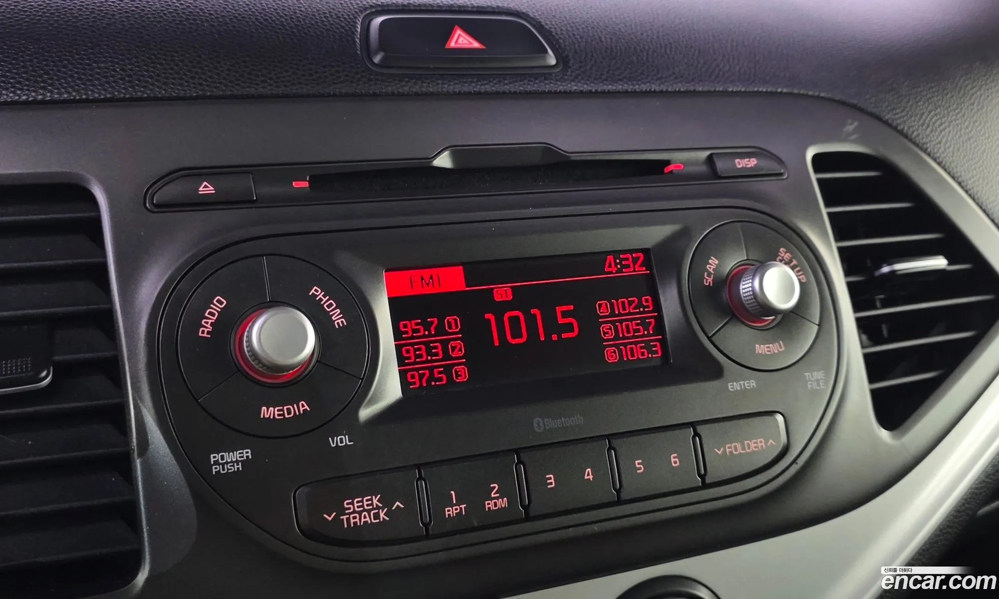 Kia Morning 2015 — 19