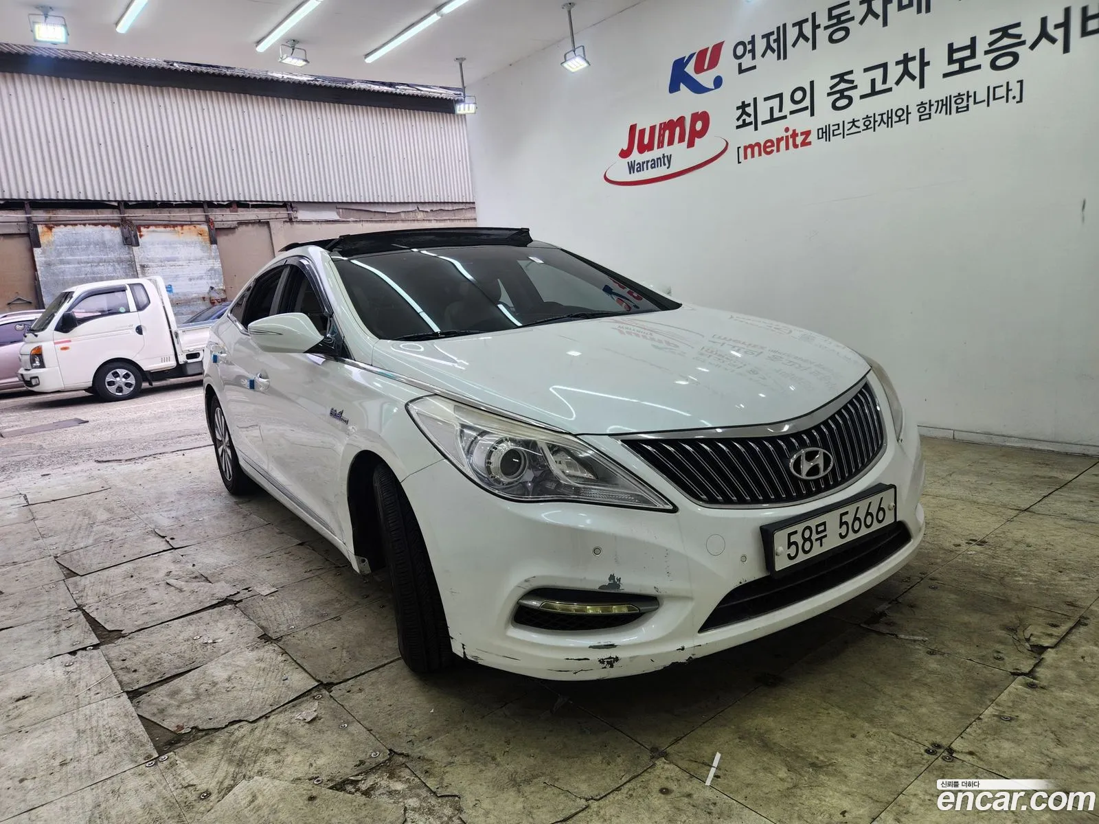 Hyundai Grandeur HG Hybrid 2014 — 9