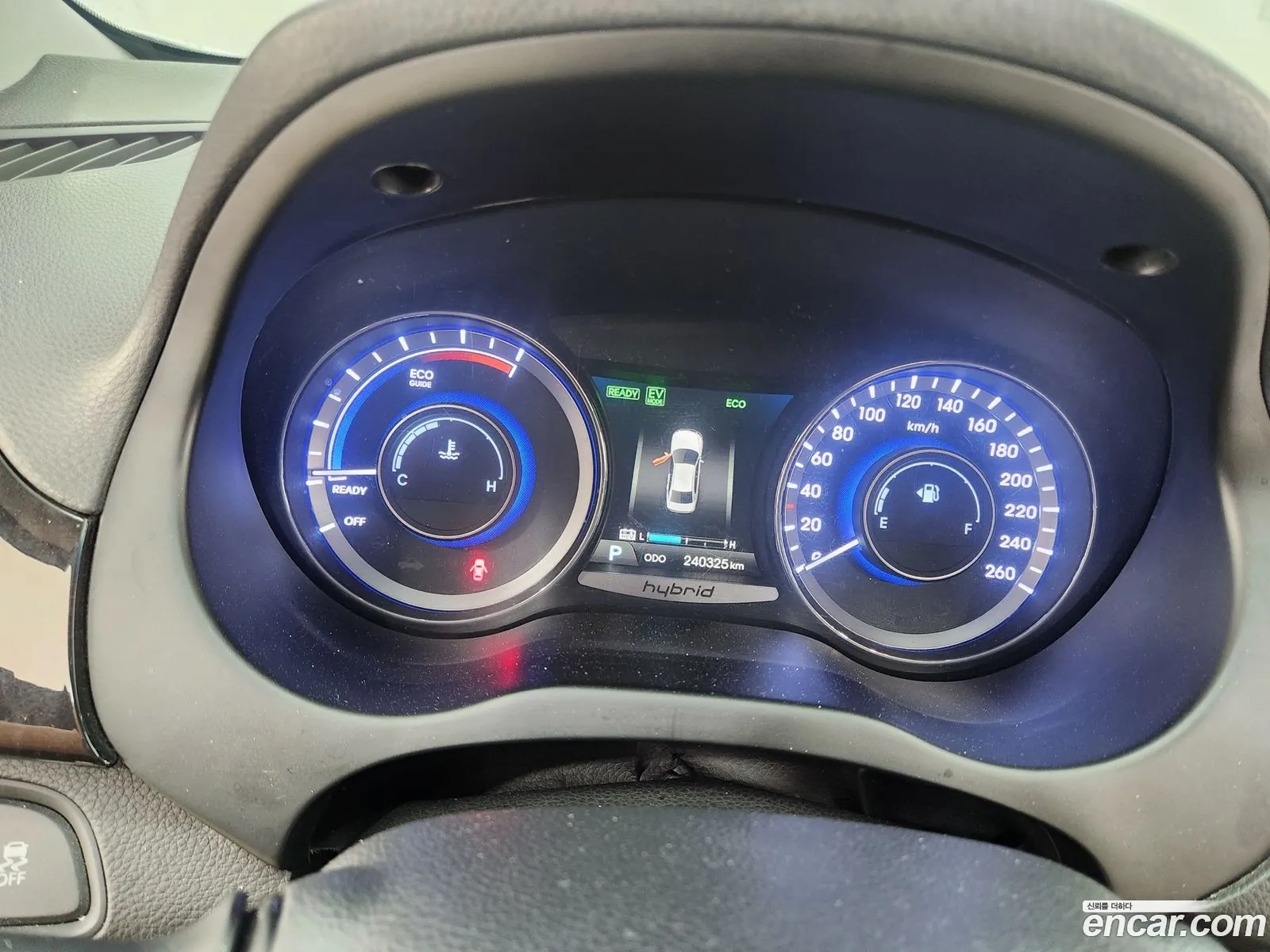 Hyundai Grandeur HG Hybrid 2014 — 10