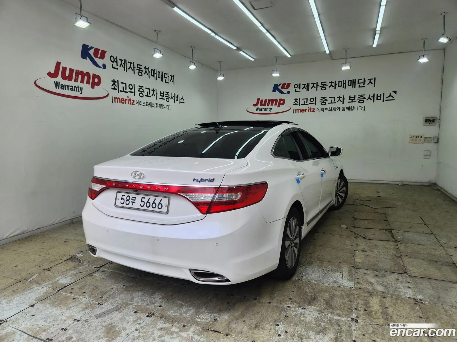 Hyundai Grandeur HG Hybrid 2014 — 13