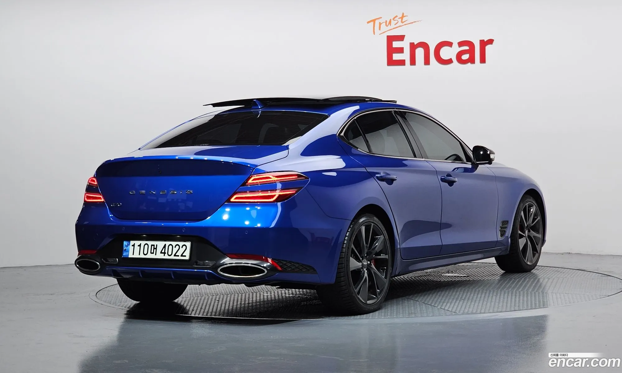 Genesis G70 2021 KMTG641EBMU086717 — 8