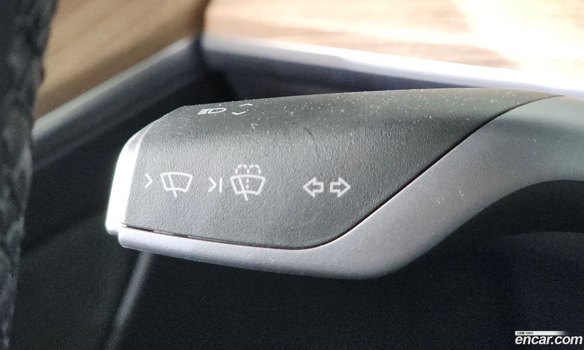 Tesla Model Y 2024 LRWYGCFS1RC424918 — 16