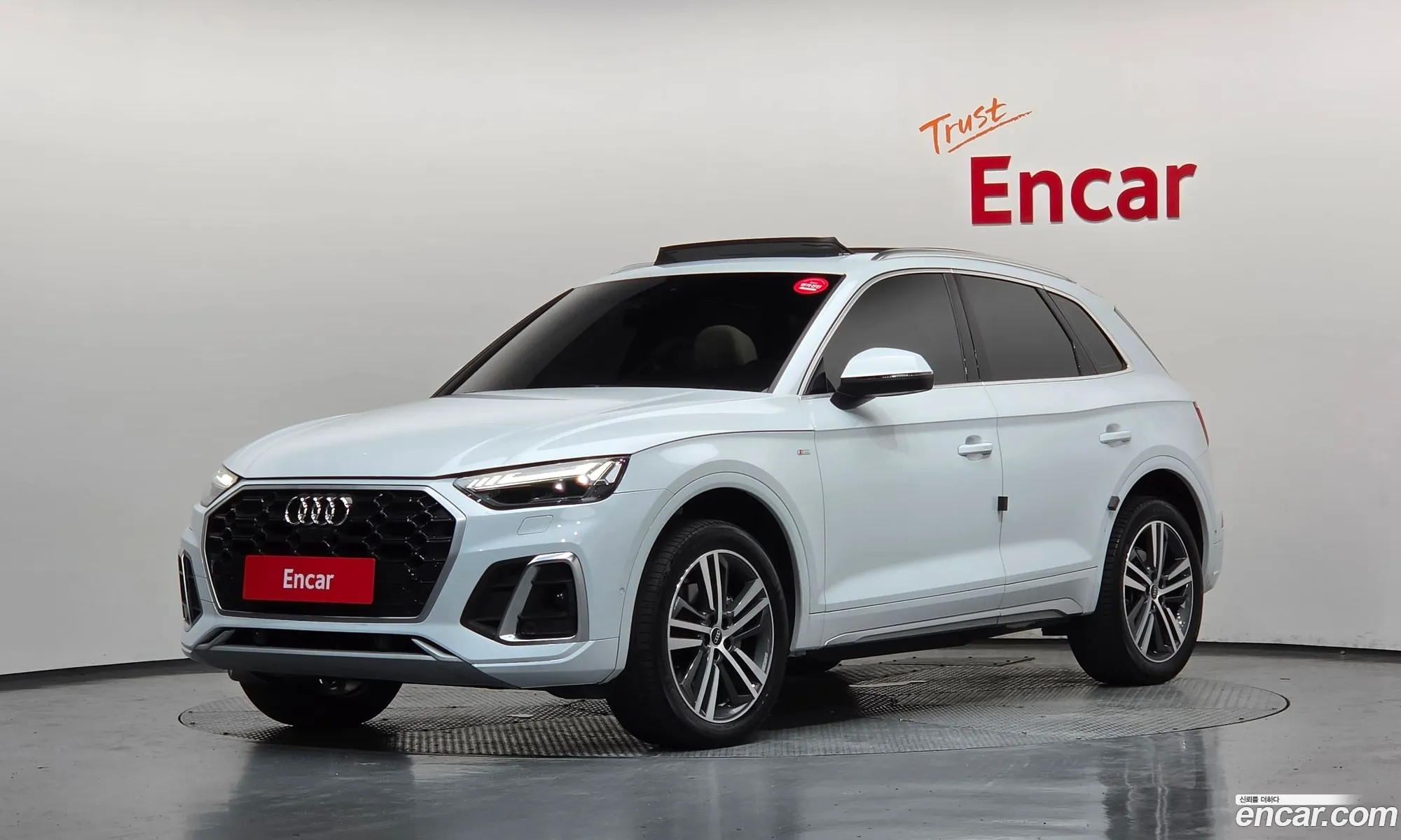 Audi Q5 2022 WAUZZZFY9P2025568 — 12
