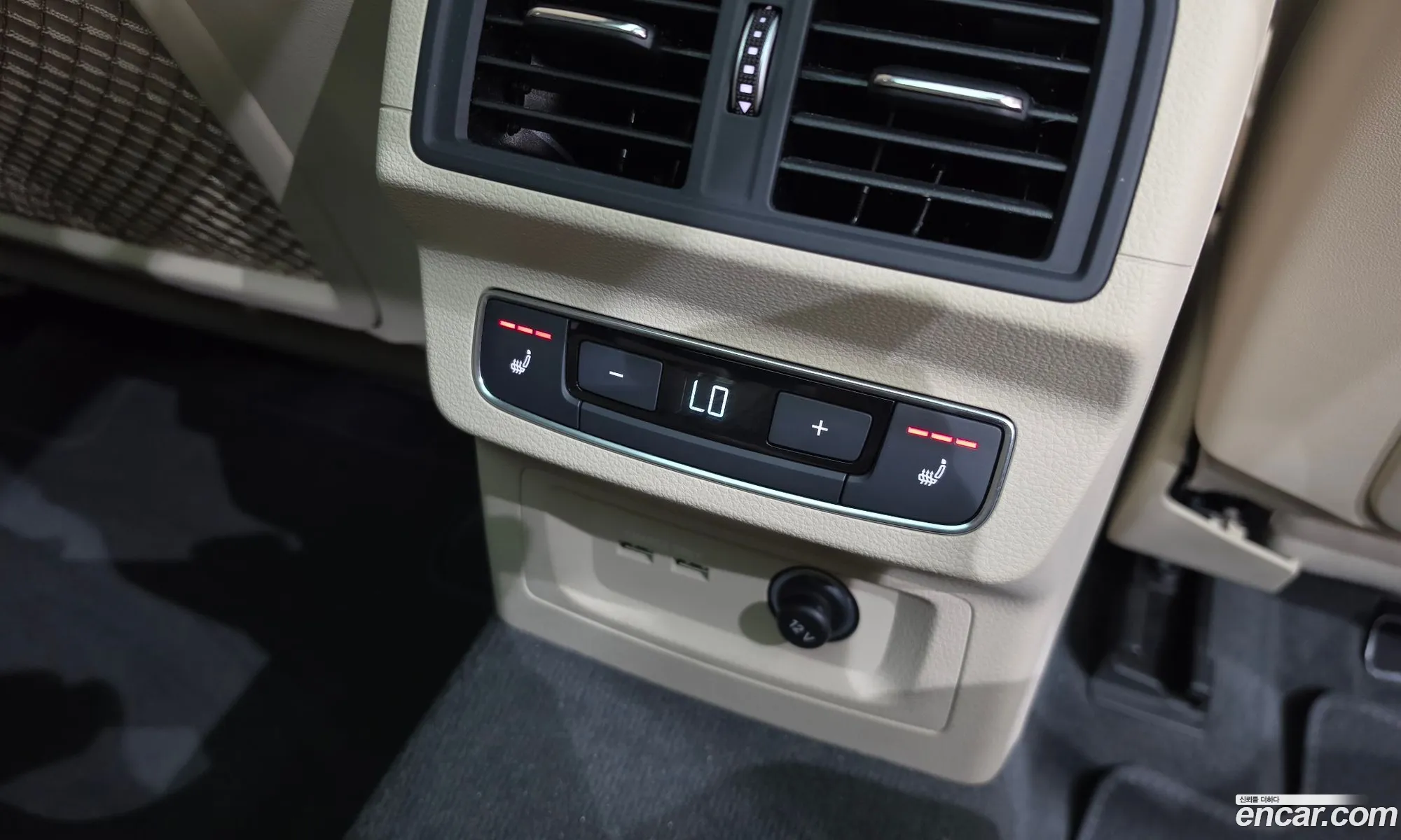 Audi Q5 2022 WAUZZZFY9P2025568 — 28