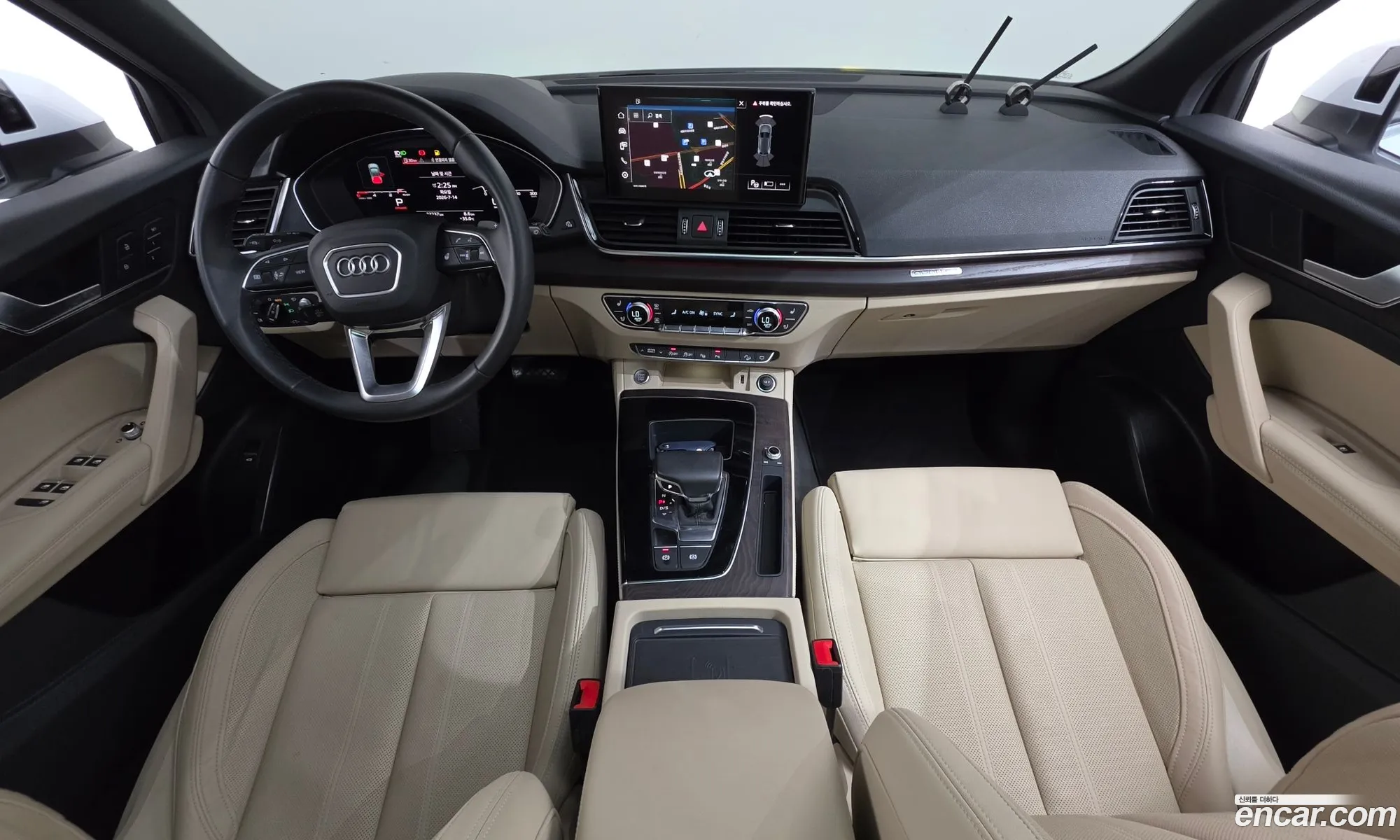 Audi Q5 2022 WAUZZZFY9P2025568 — 8