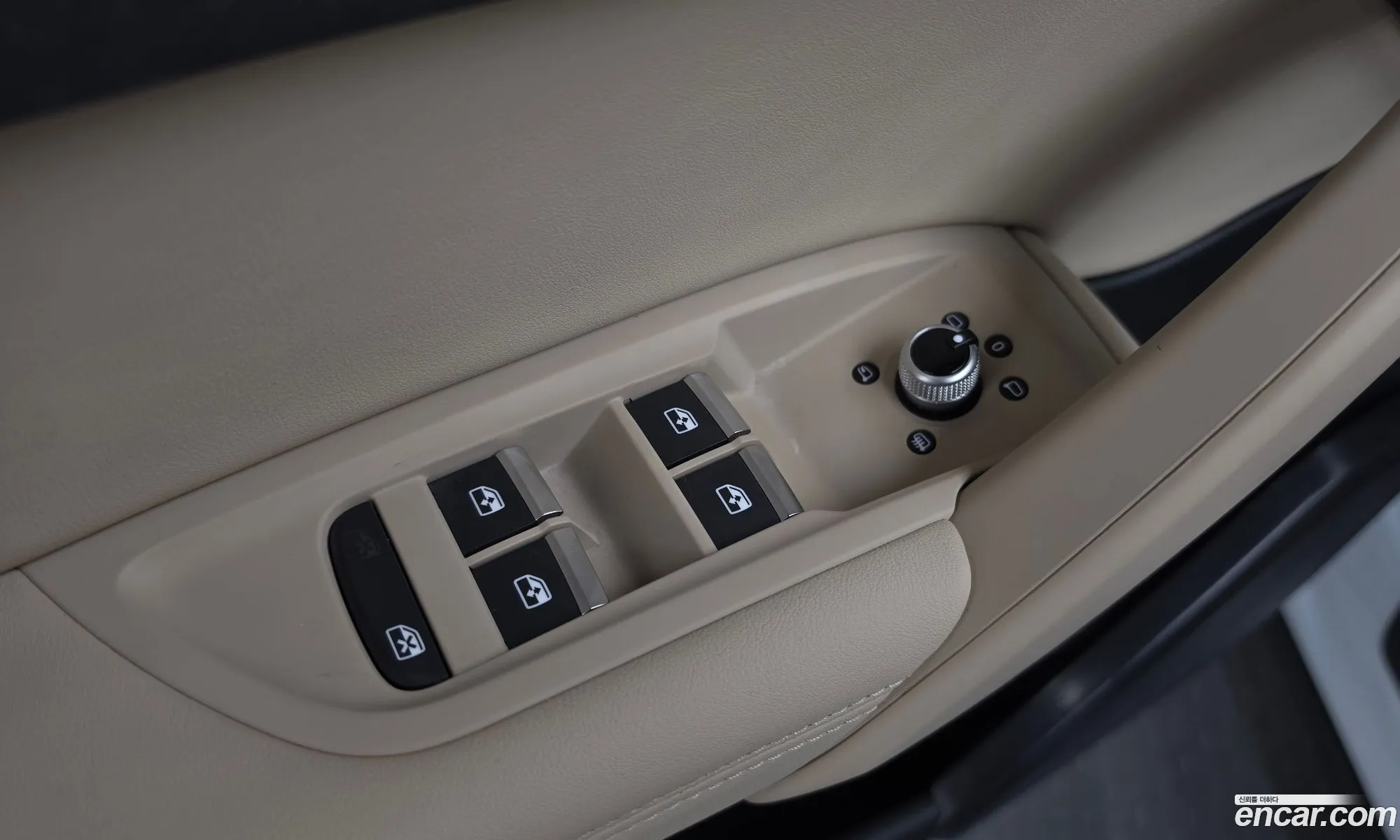 Audi Q5 2022 WAUZZZFY9P2025568 — 10