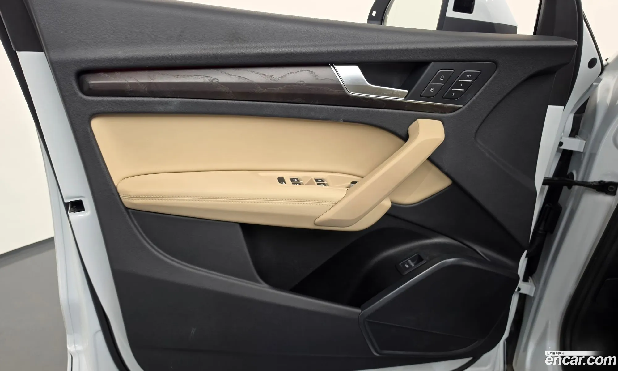 Audi Q5 2022 WAUZZZFY9P2025568 — 29
