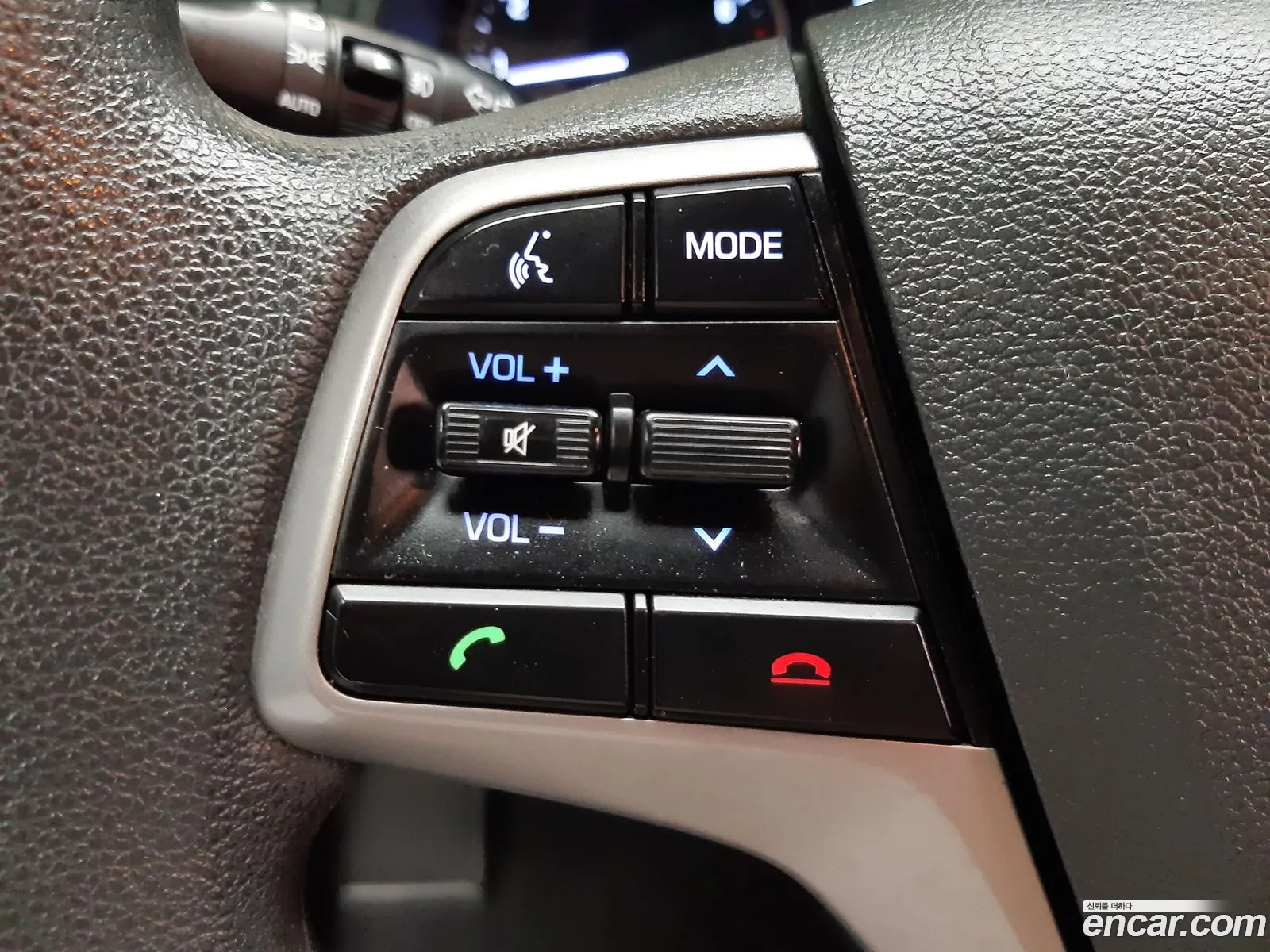 Hyundai Elantra AD 2016 — 16