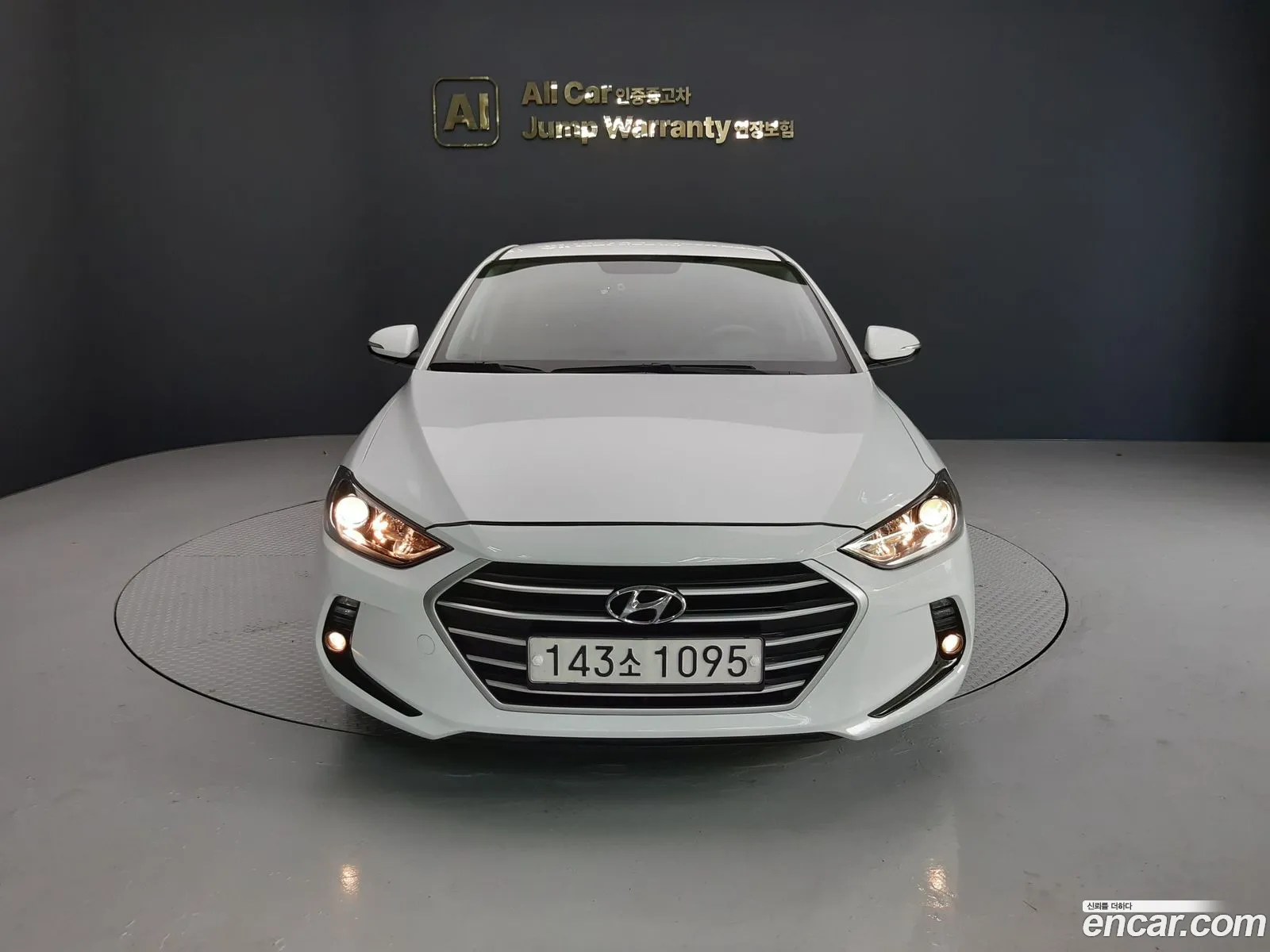 Hyundai Elantra AD 2016 — 5