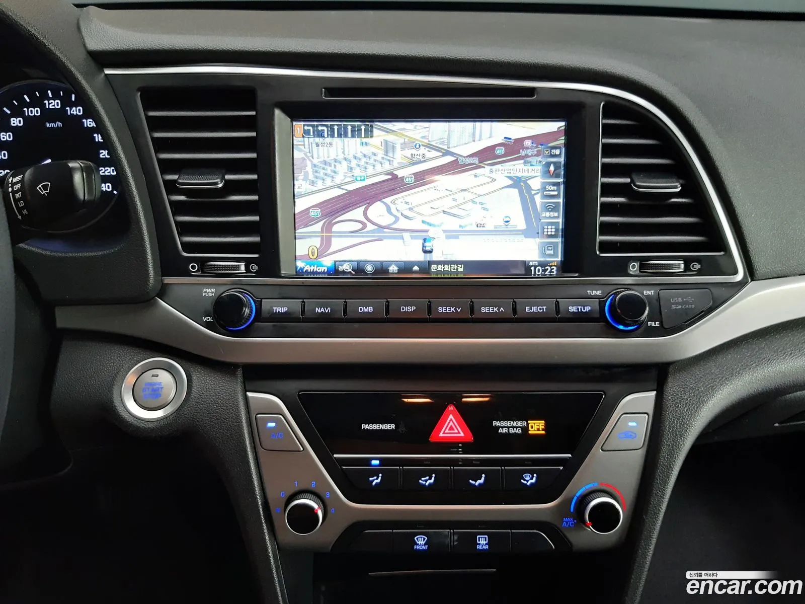 Hyundai Elantra AD 2016 — 9