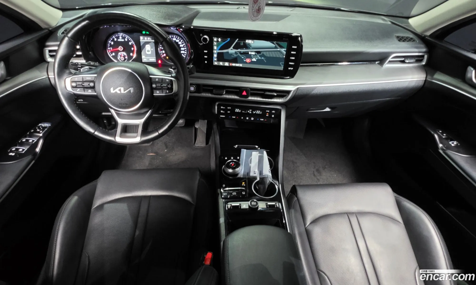 Kia K5 2023 KNAG241ABPA228468 — 11