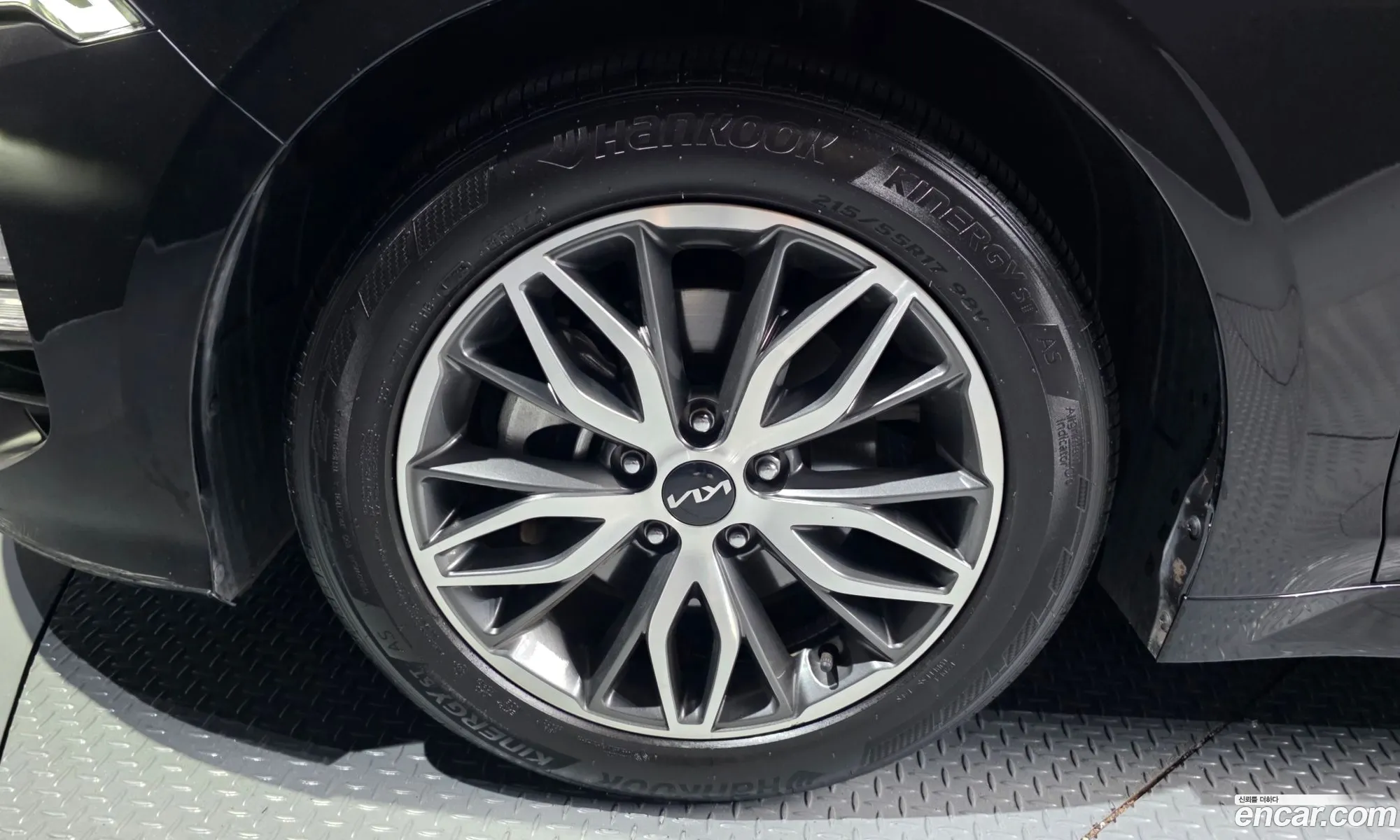 Kia K5 2023 KNAG241ABPA228468 — 31