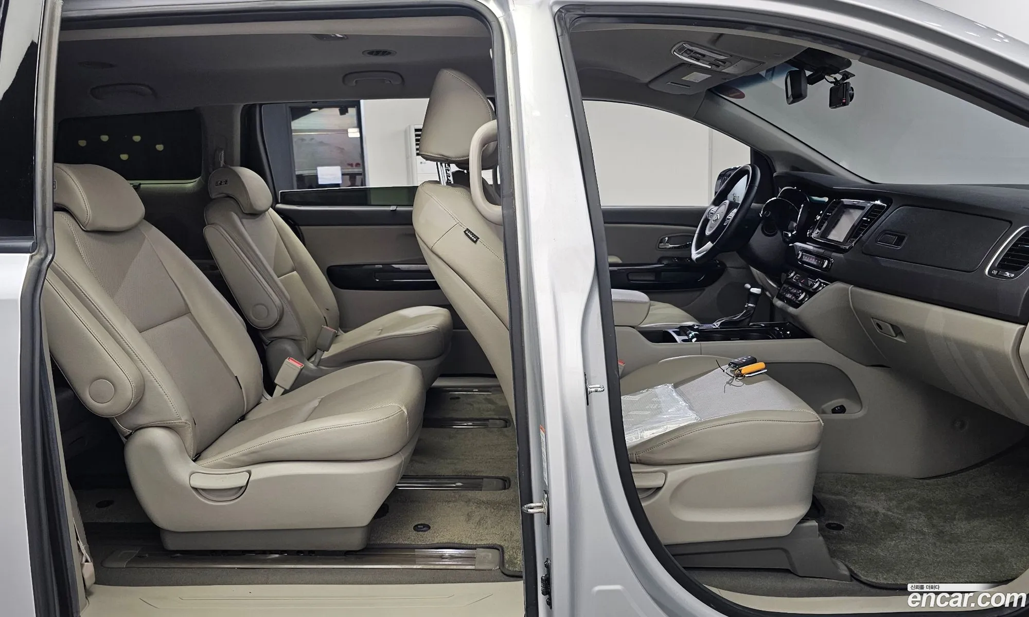 Kia Carnival 2018 — 15