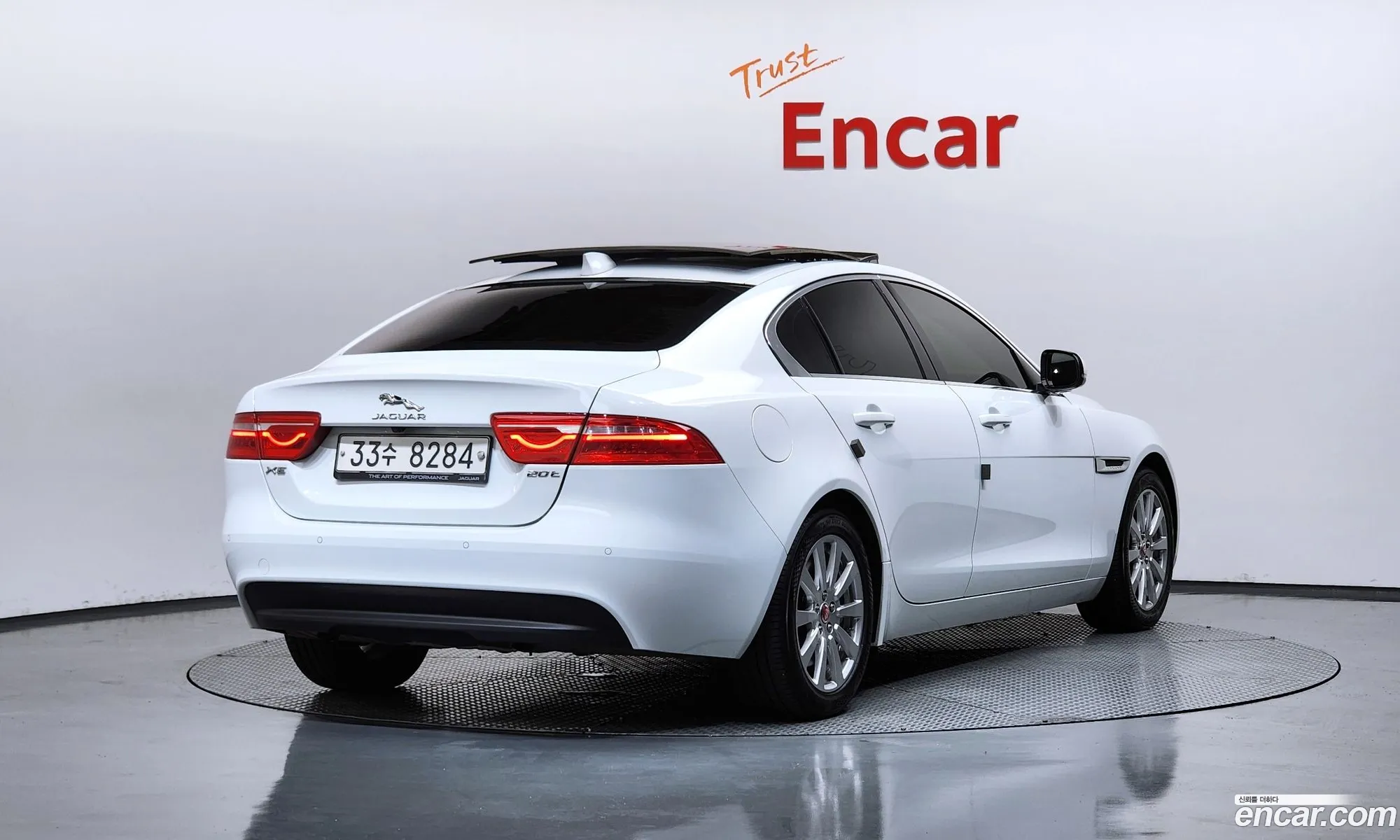 Jaguar XE 2017 SAJAB4BG4HA979030 — 20