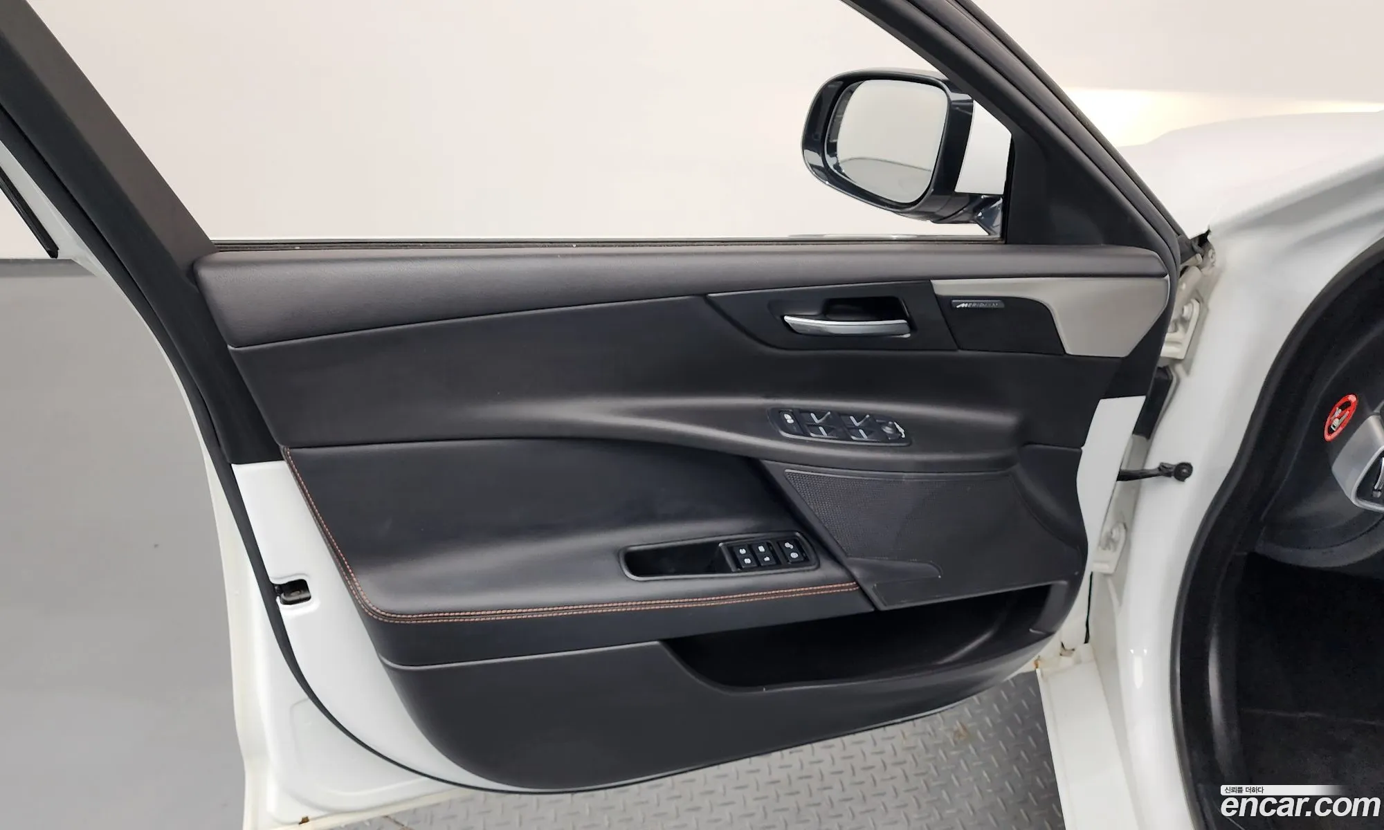 Jaguar XE 2017 SAJAB4BG4HA979030 — 33