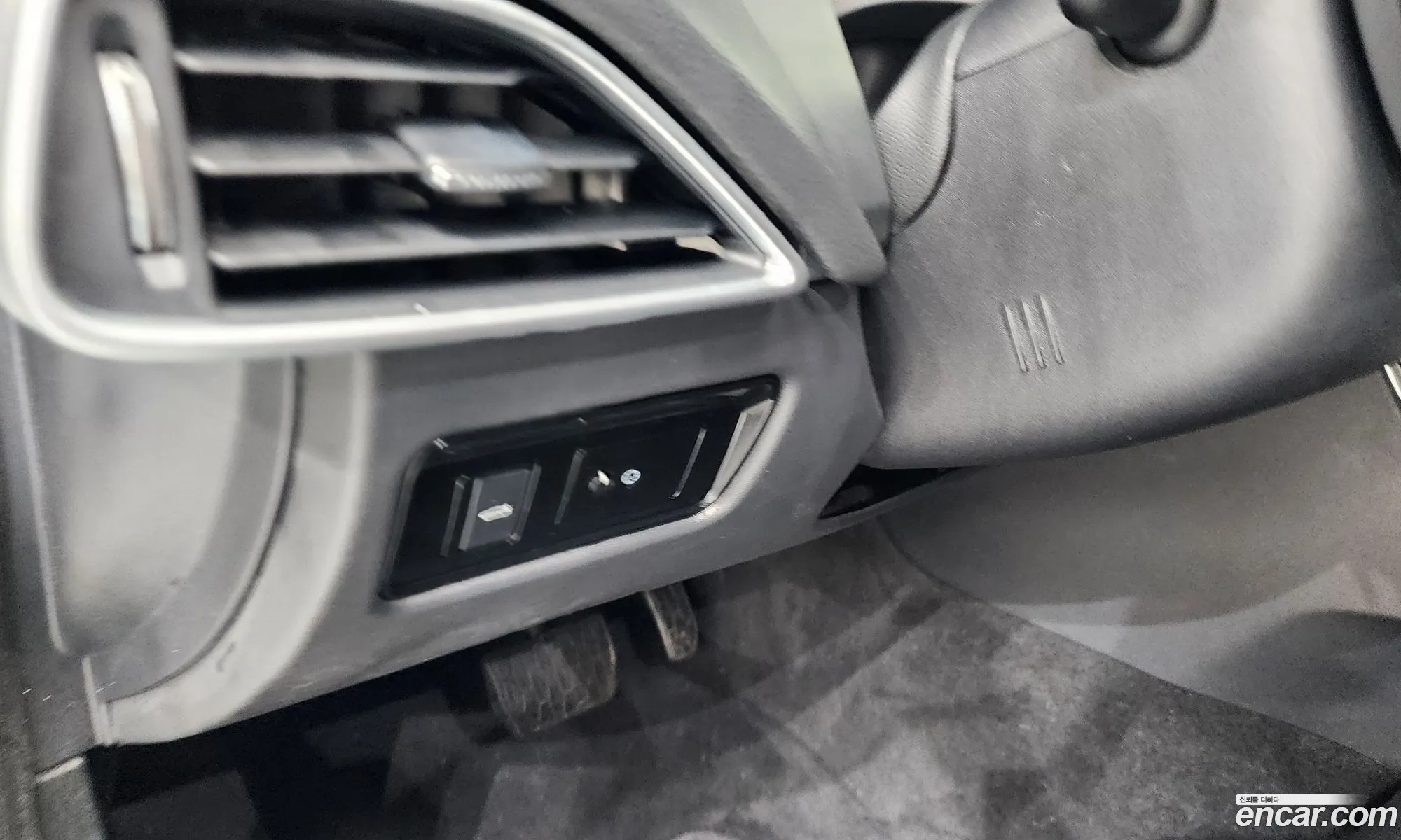Jaguar XE 2017 SAJAB4BG4HA979030 — 12