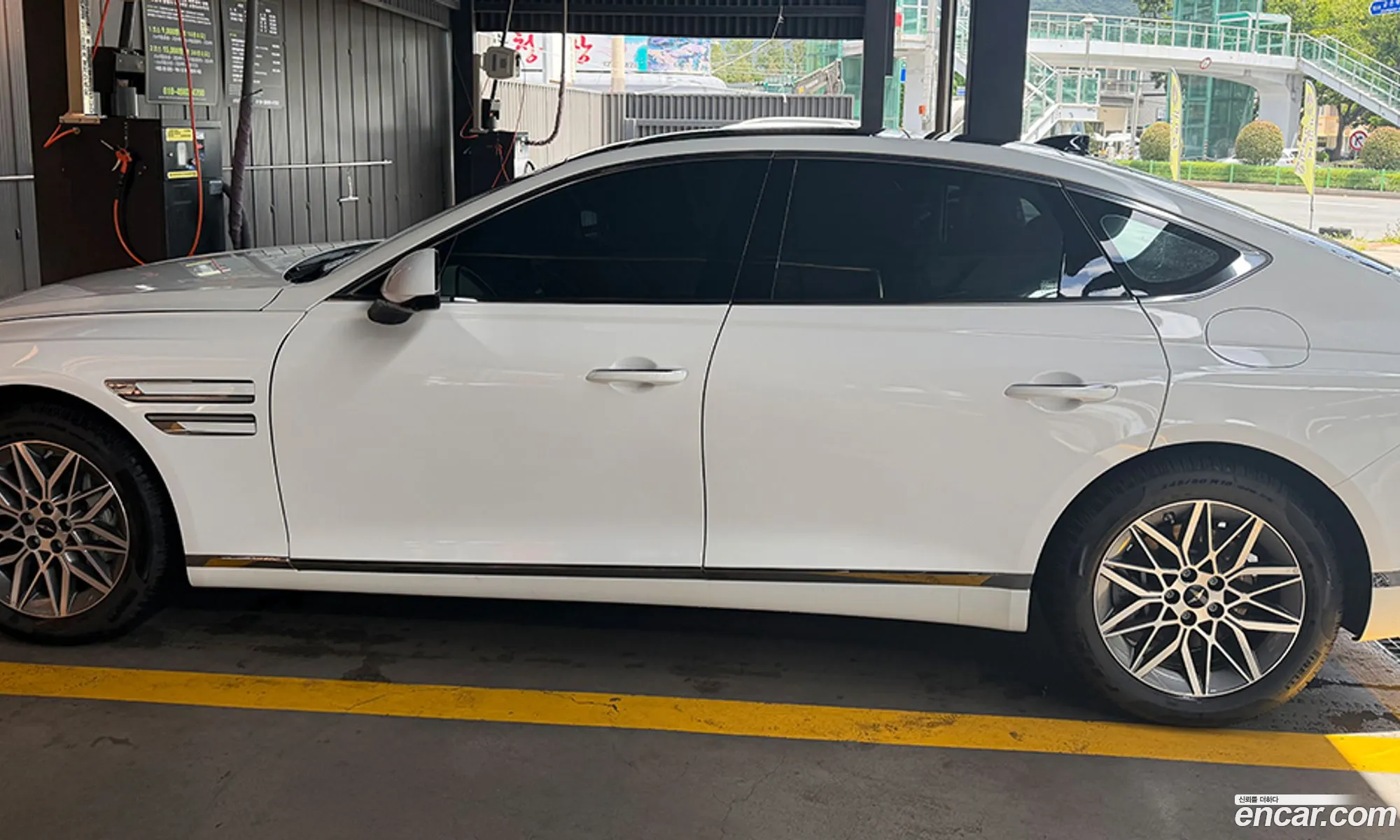 Genesis G80 2025 — 4