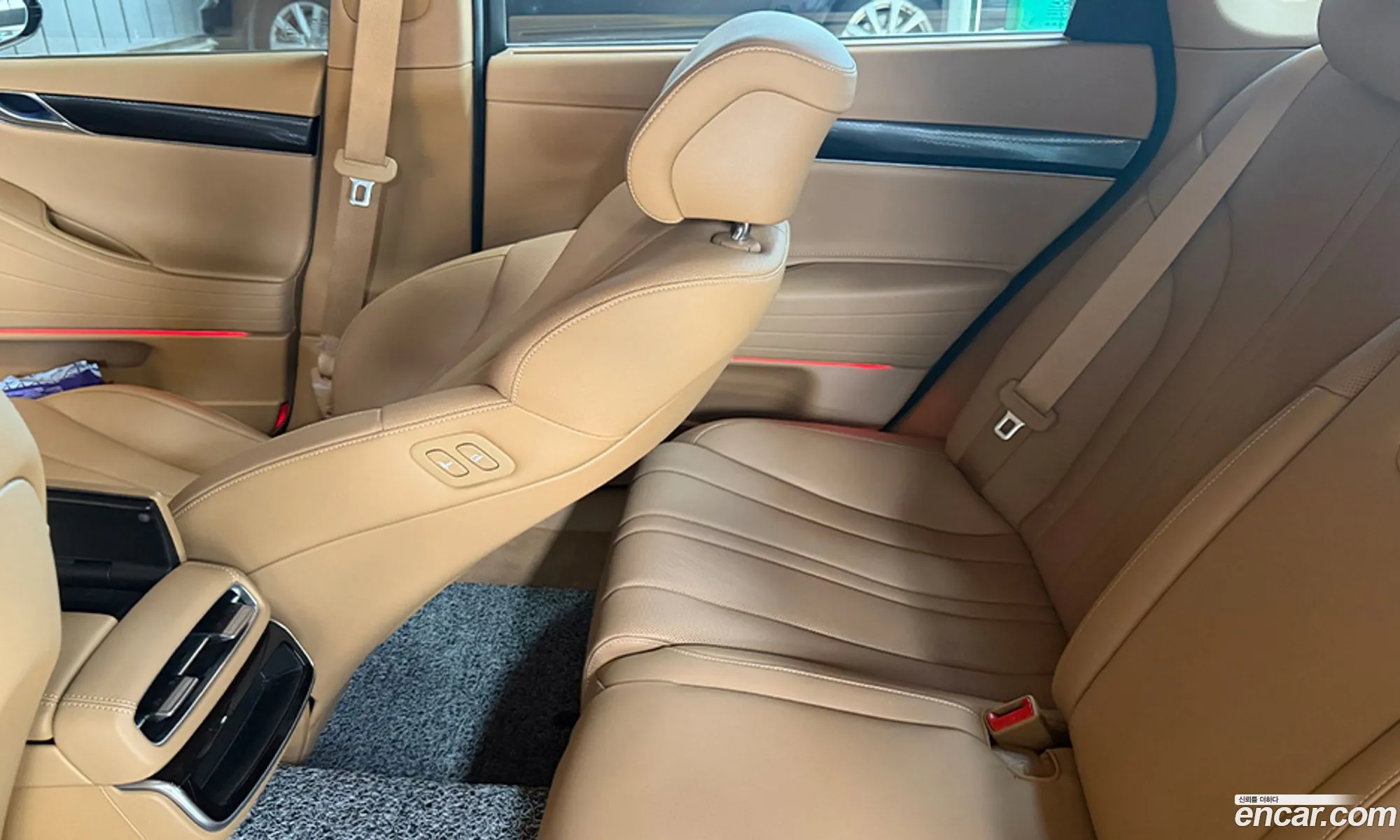 Genesis G80 2025 — 15